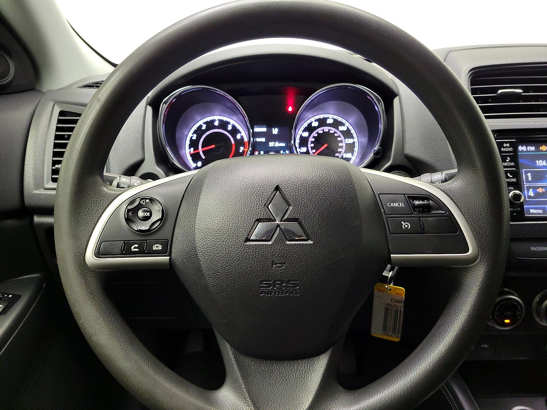 Thumbnail: 2023 Mitsubishi Outlander Sport - 10