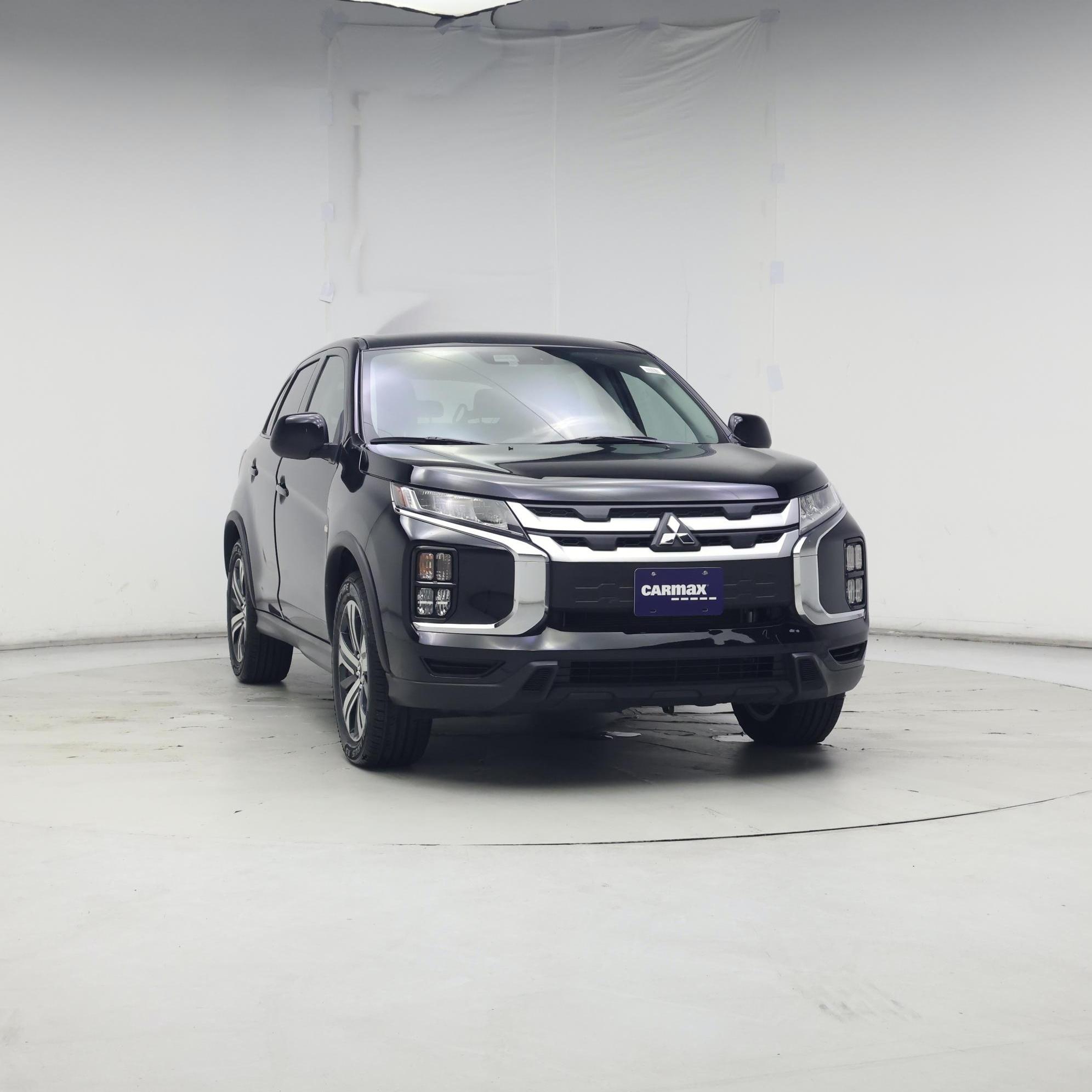 Thumbnail: 2023 Mitsubishi Outlander Sport - 5