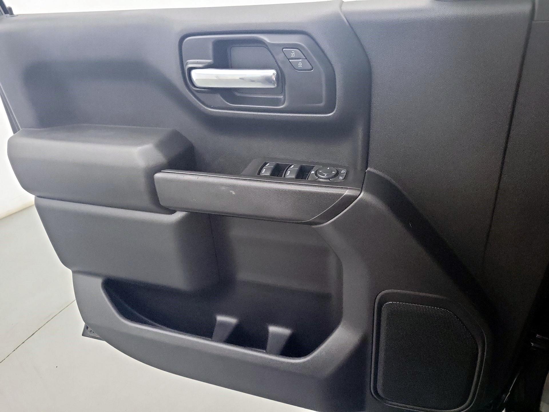 Thumbnail: 2020 Chevrolet Silverado 1500 - 10