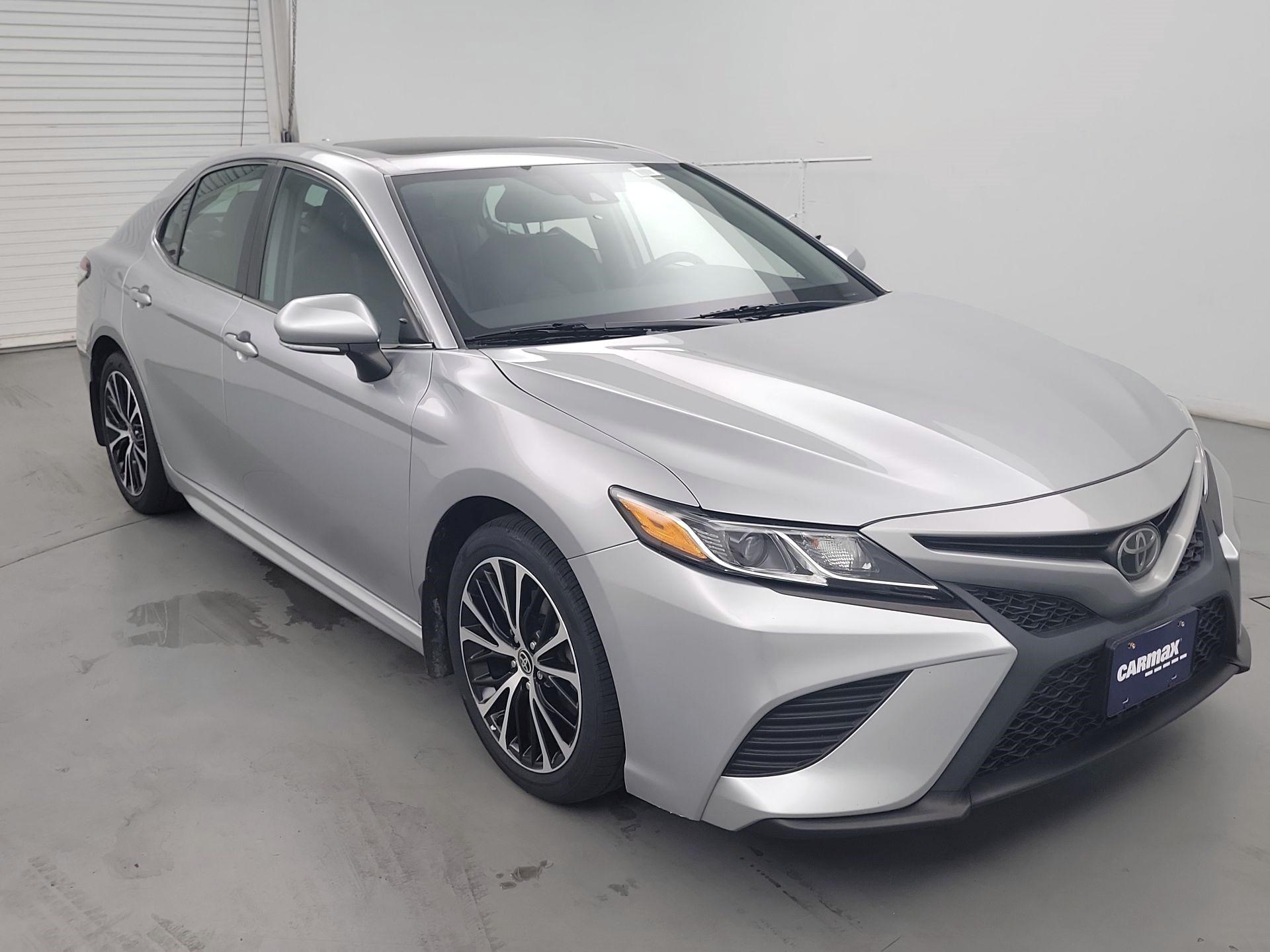 Thumbnail: 2020 Toyota Camry - 1