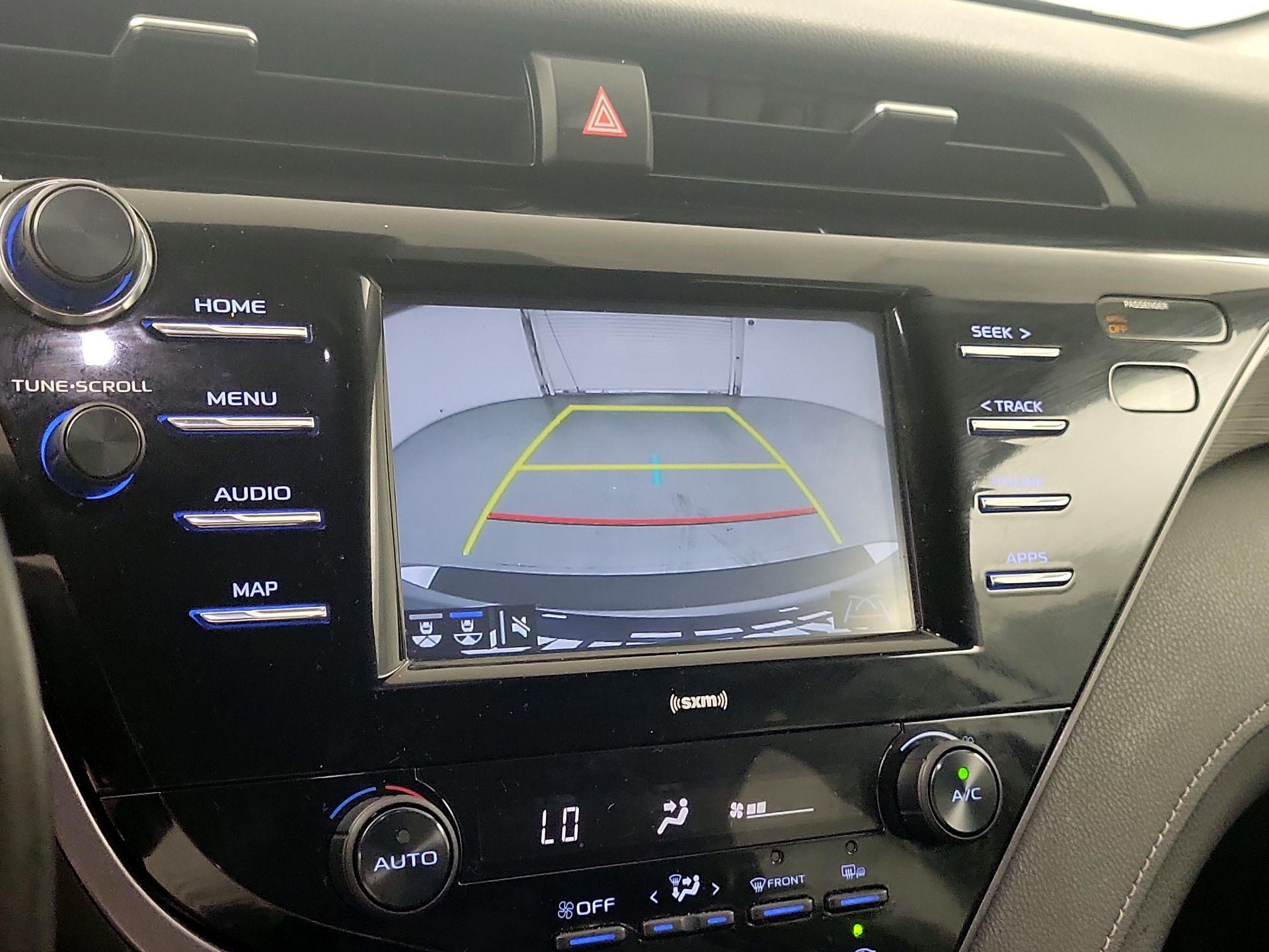 Thumbnail: 2020 Toyota Camry - 12