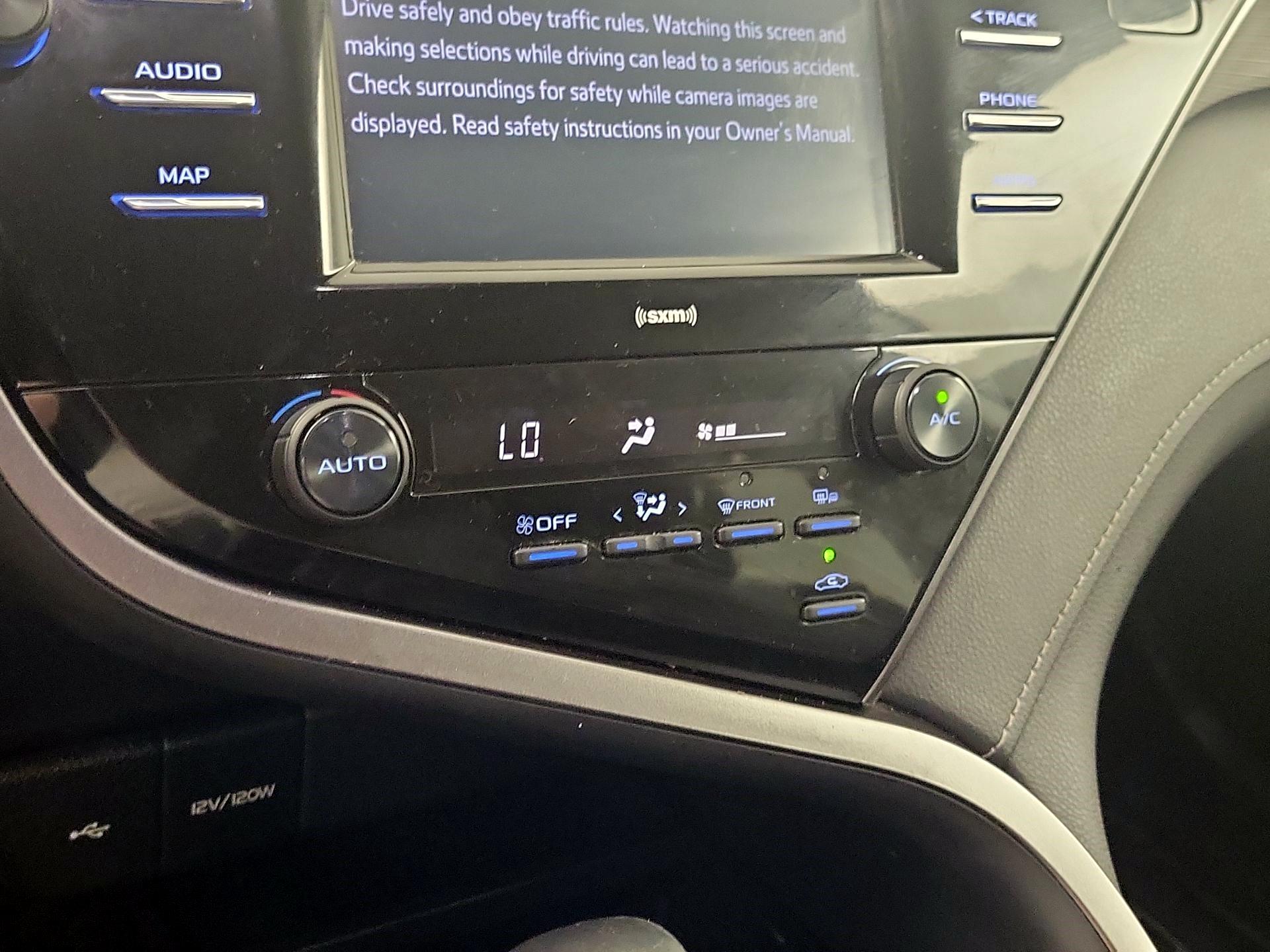 Thumbnail: 2020 Toyota Camry - 14
