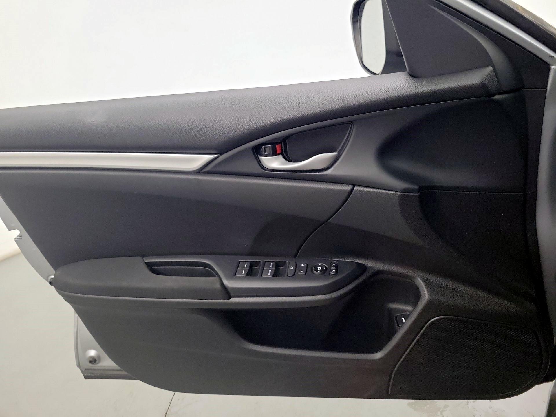 Thumbnail: 2020 Honda Civic - 10