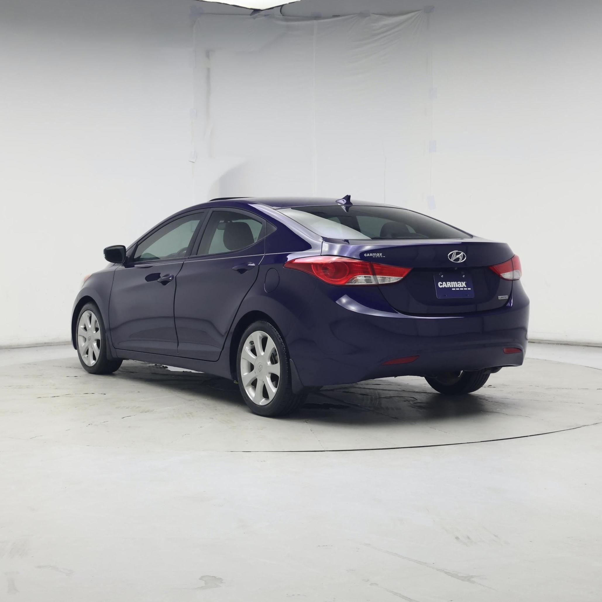Thumbnail: 2013 Hyundai Elantra - 2