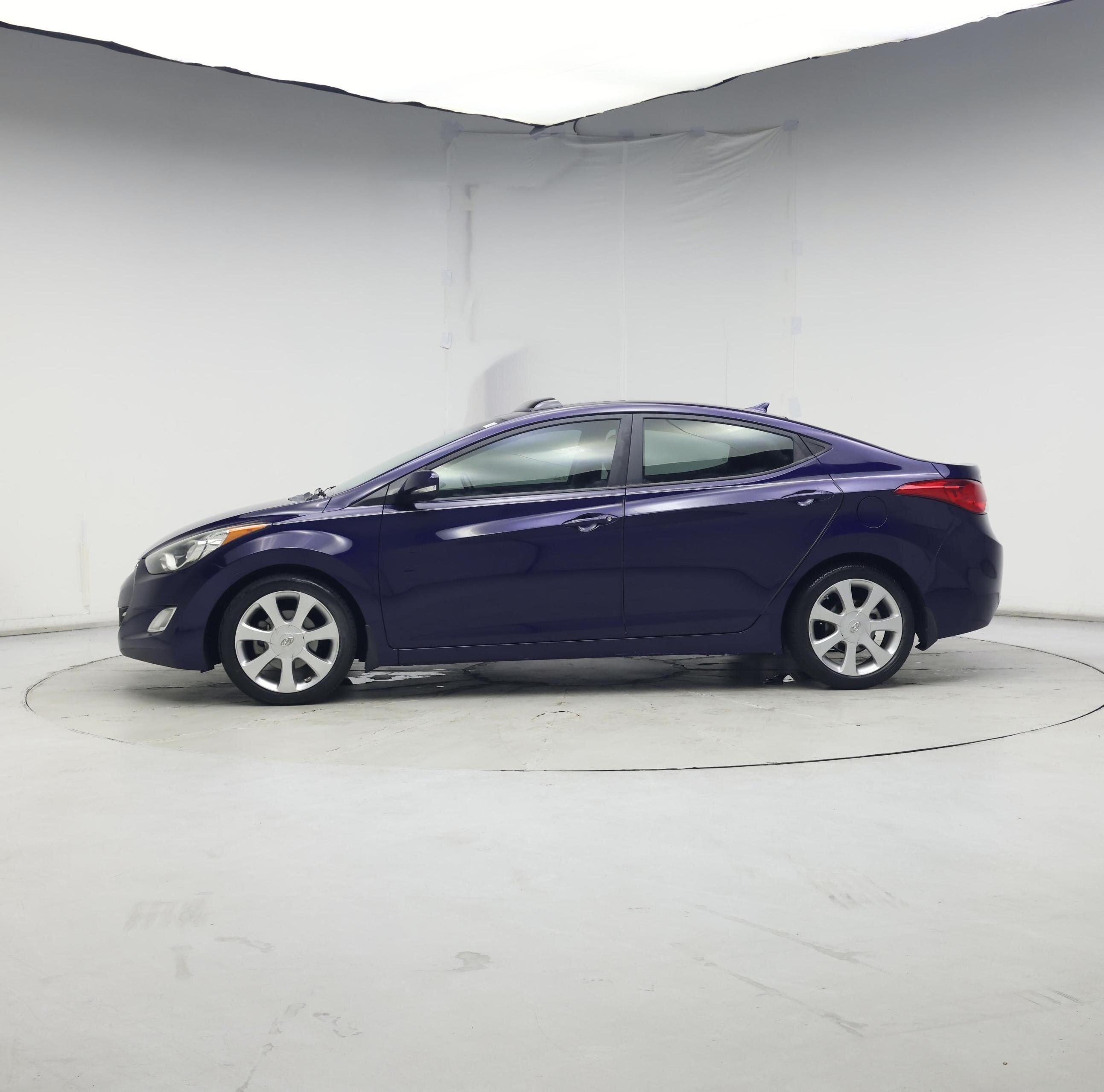 Thumbnail: 2013 Hyundai Elantra - 3
