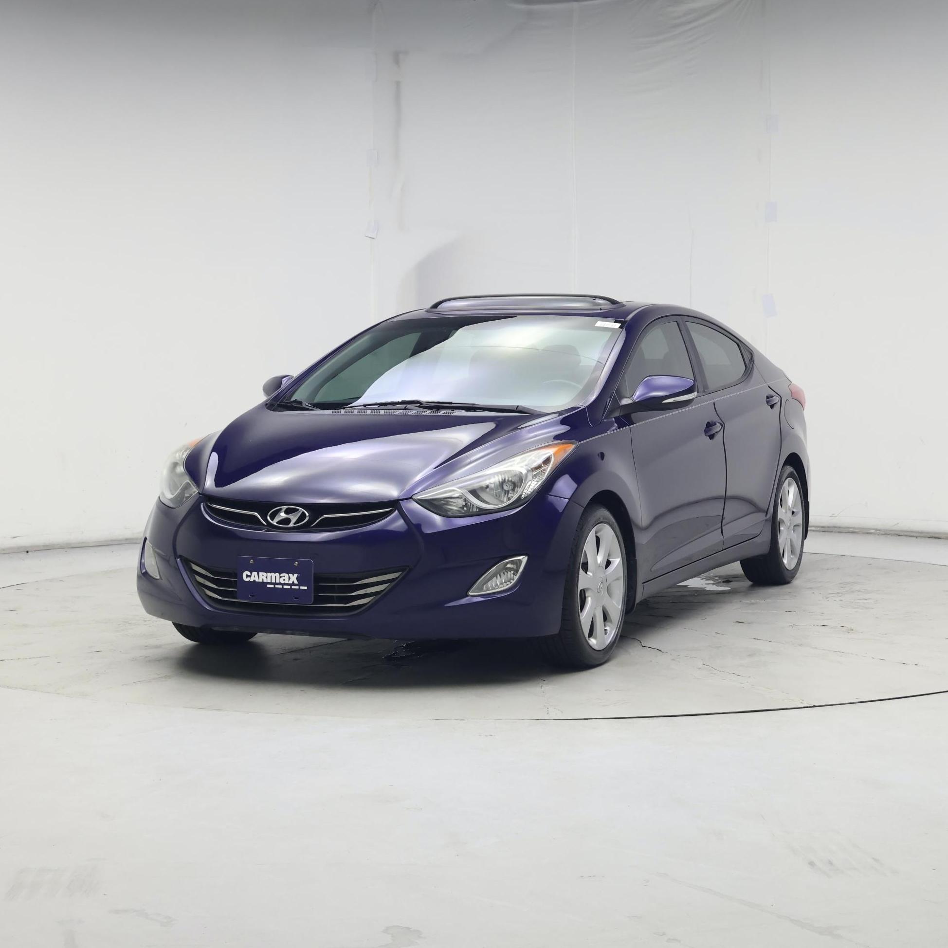Thumbnail: 2013 Hyundai Elantra - 4