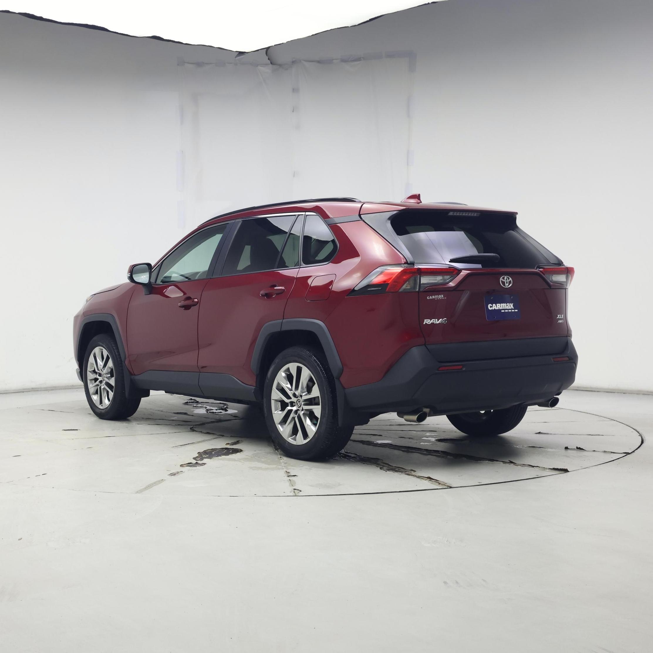 Thumbnail: 2021 Toyota RAV4 - 2