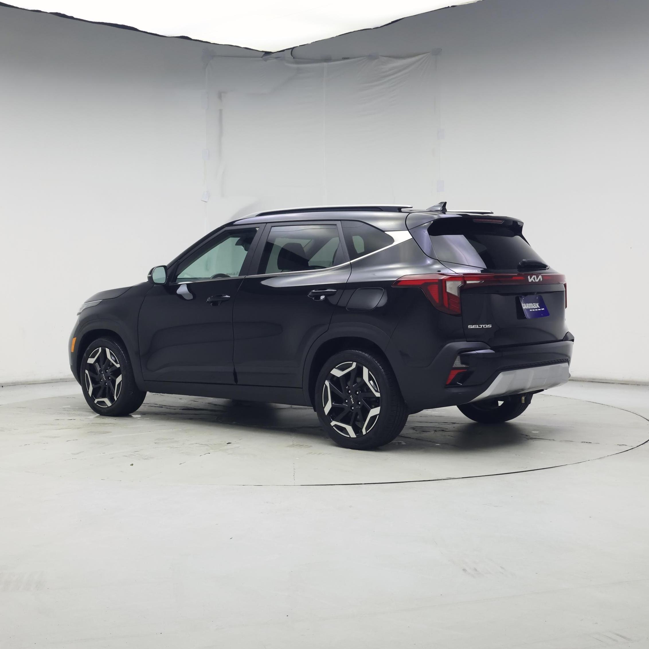 Thumbnail: 2024 Kia Seltos - 2