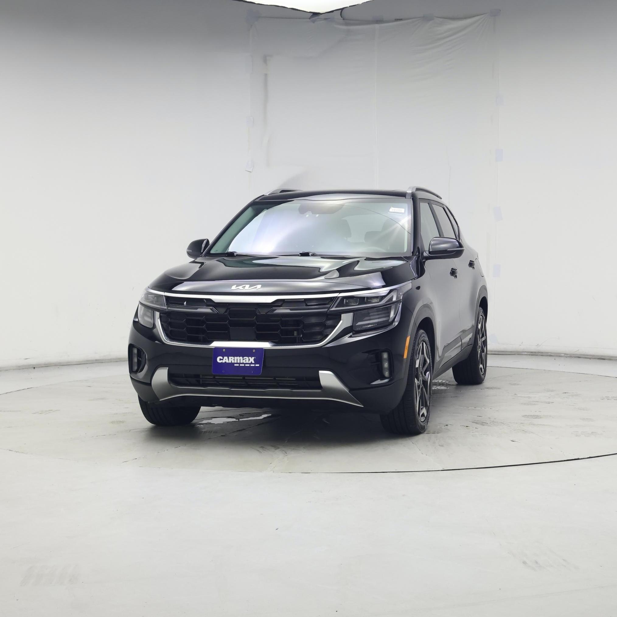 Thumbnail: 2024 Kia Seltos - 4