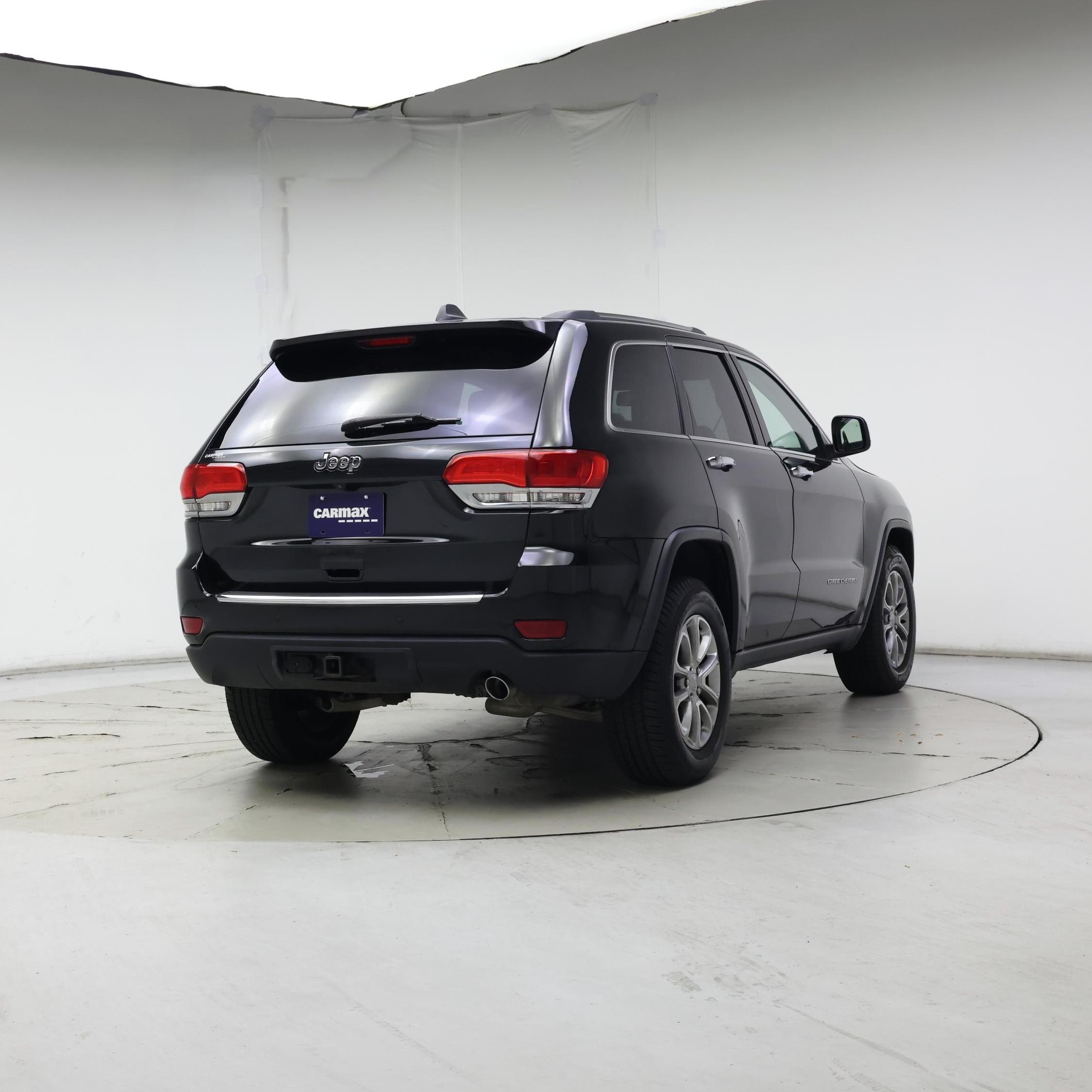 Thumbnail: 2015 Jeep Grand Cherokee - 8