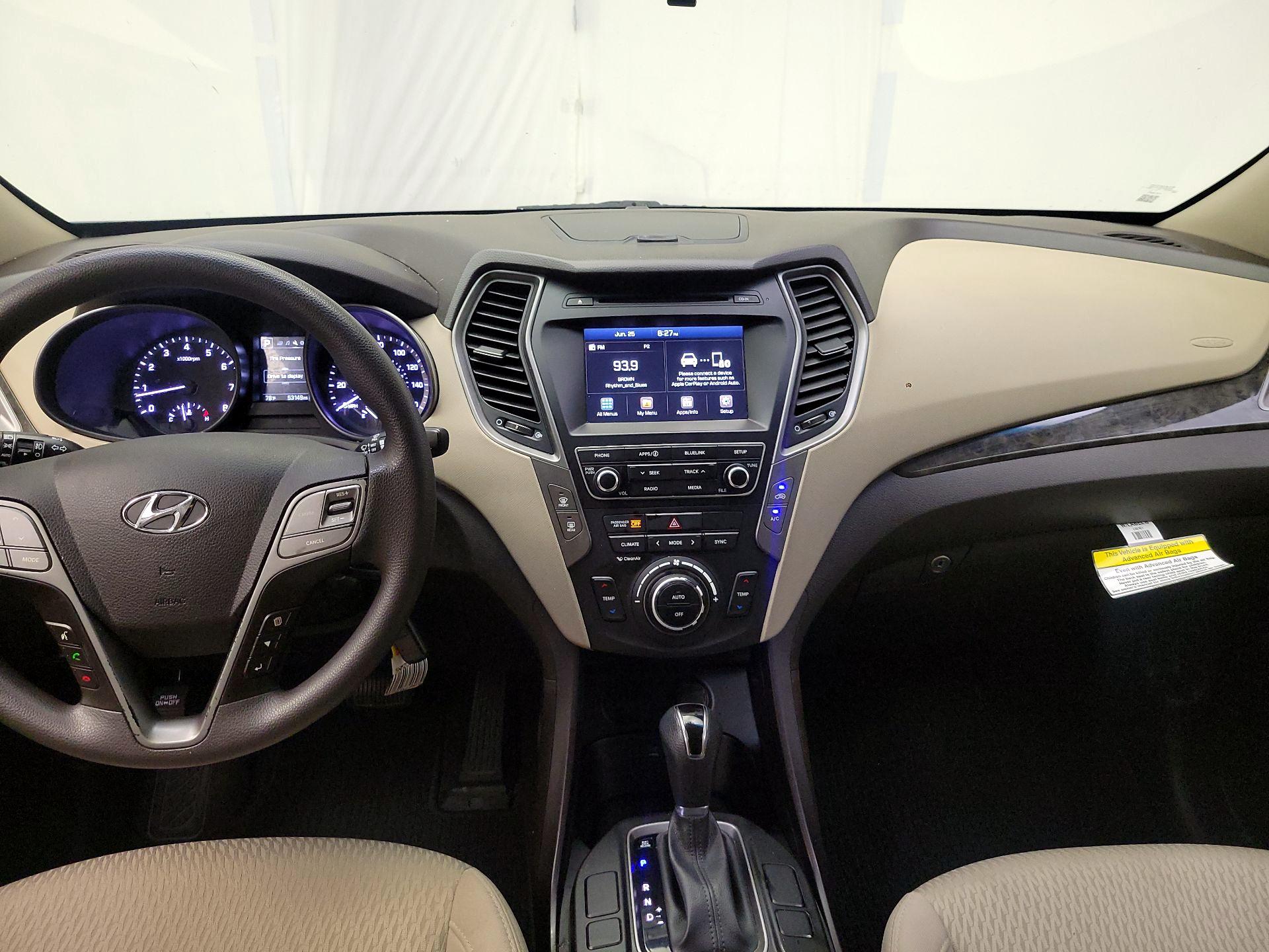 Thumbnail: 2017 Hyundai Santa Fe - 9