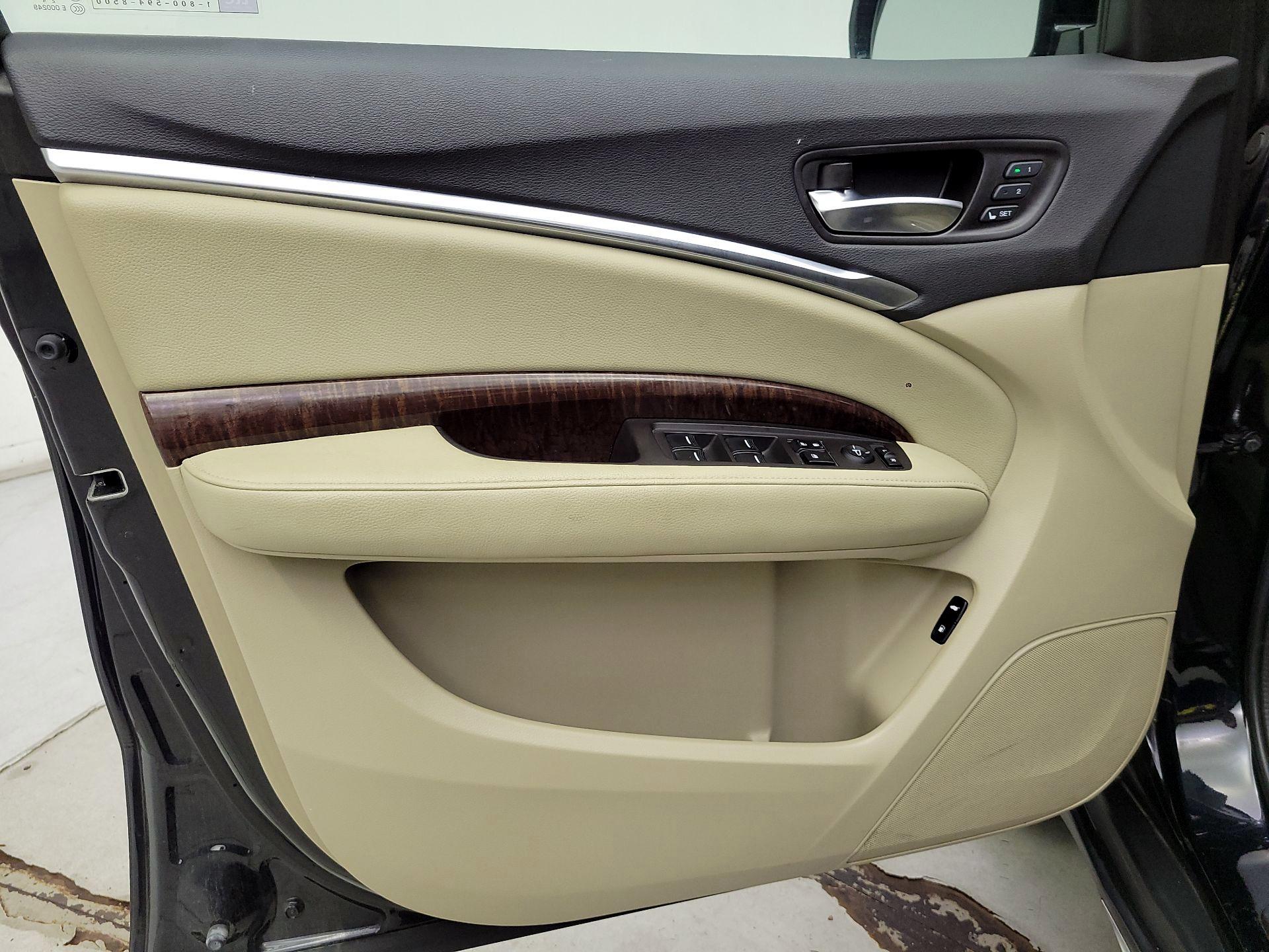 Thumbnail: 2019 Acura MDX - 12
