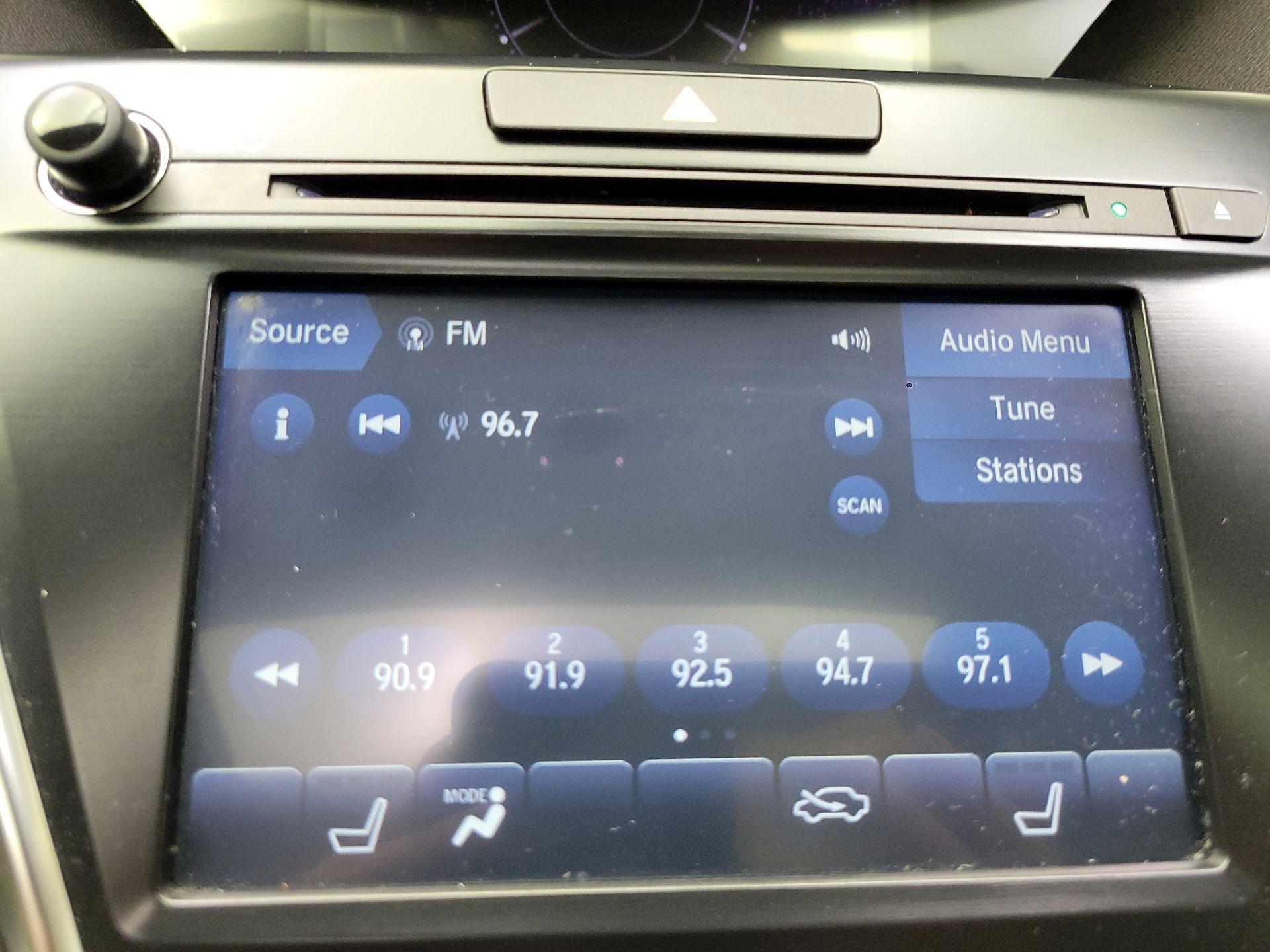 Thumbnail: 2019 Acura MDX - 15