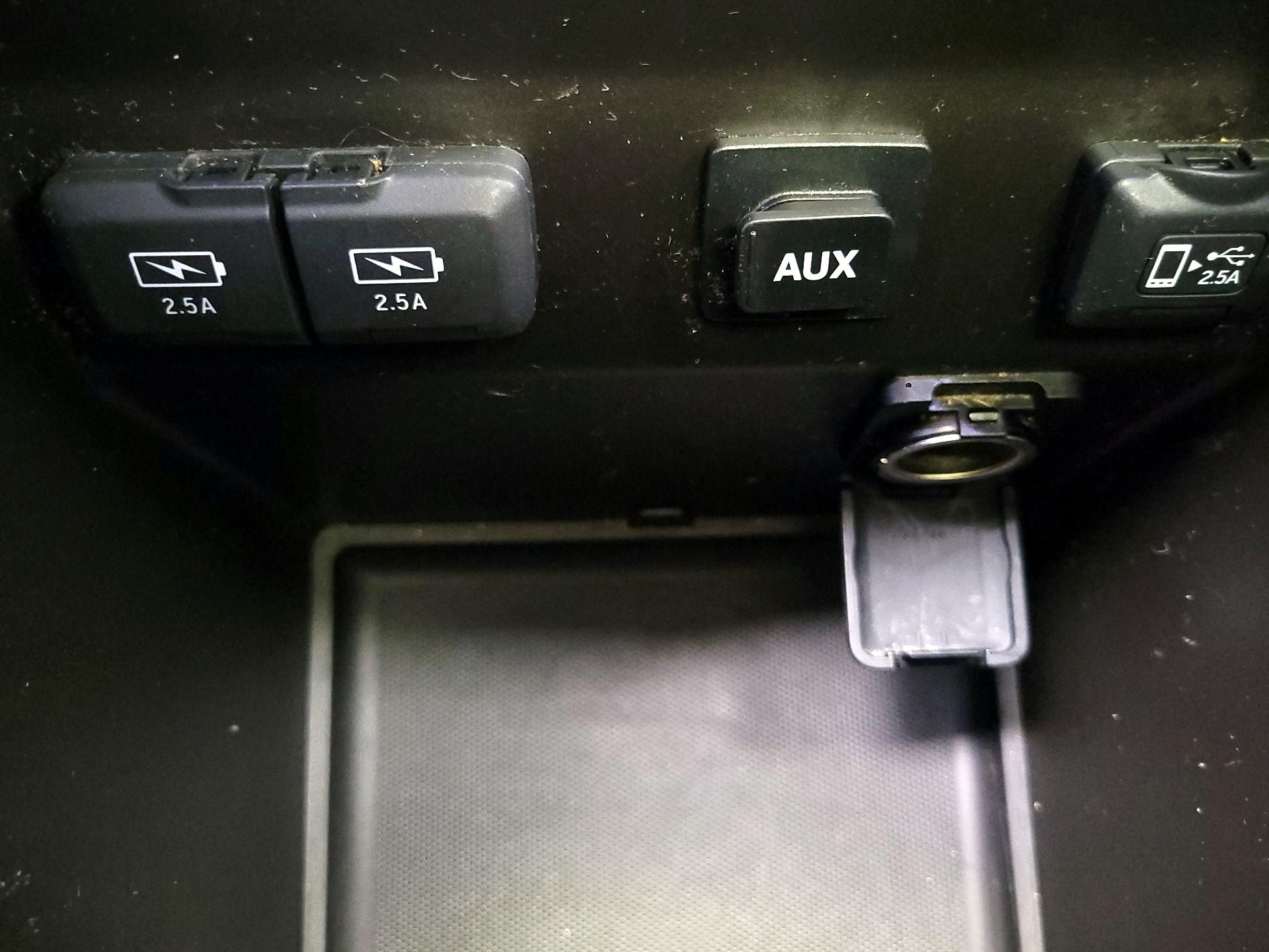 Thumbnail: 2019 Acura MDX - 18