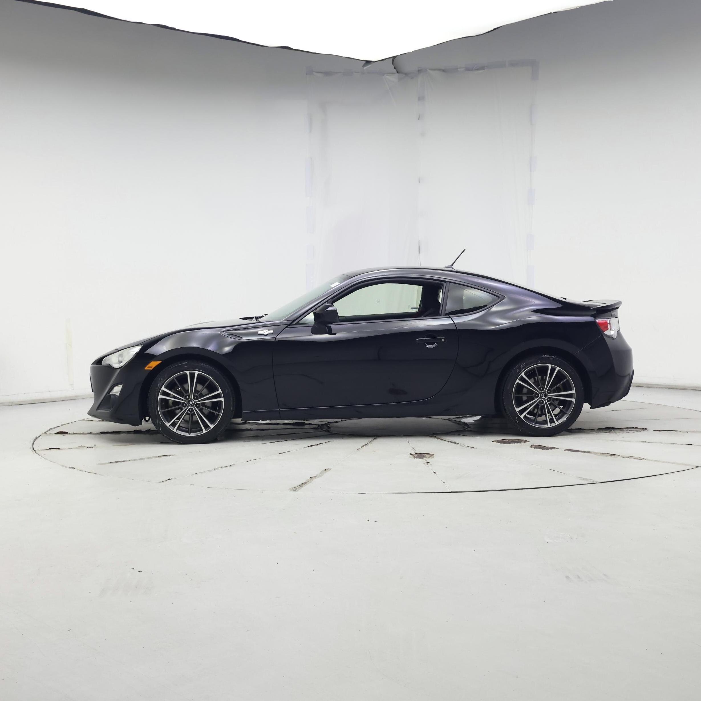 Thumbnail: 2014 Scion FR-S - 3