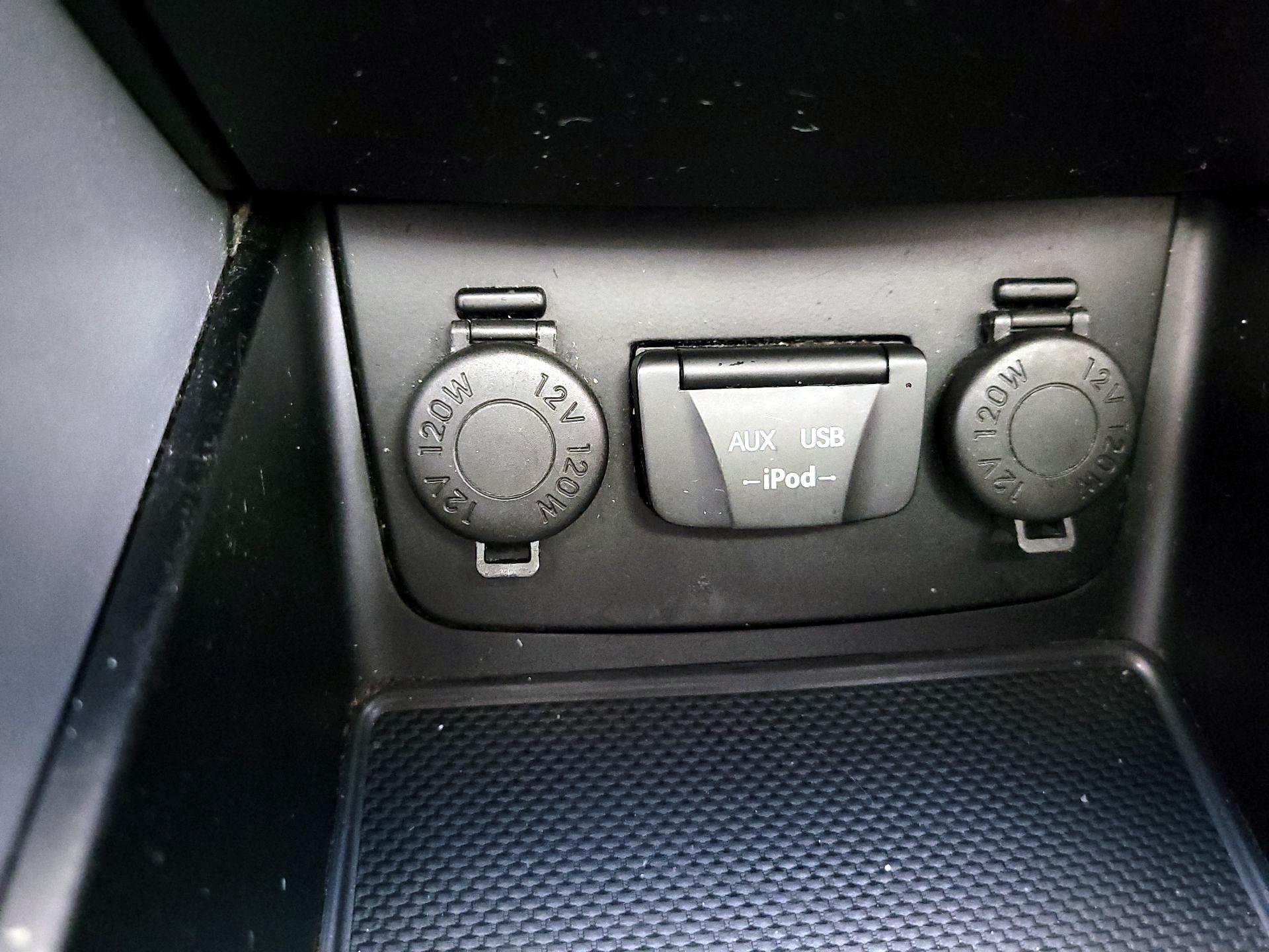 Thumbnail: 2013 Hyundai Sonata - 19