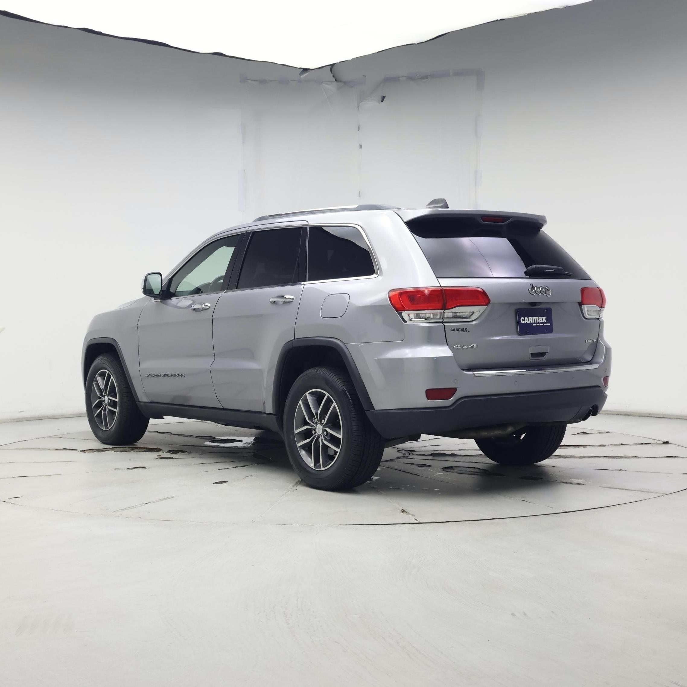 Thumbnail: 2018 Jeep Grand Cherokee - 2