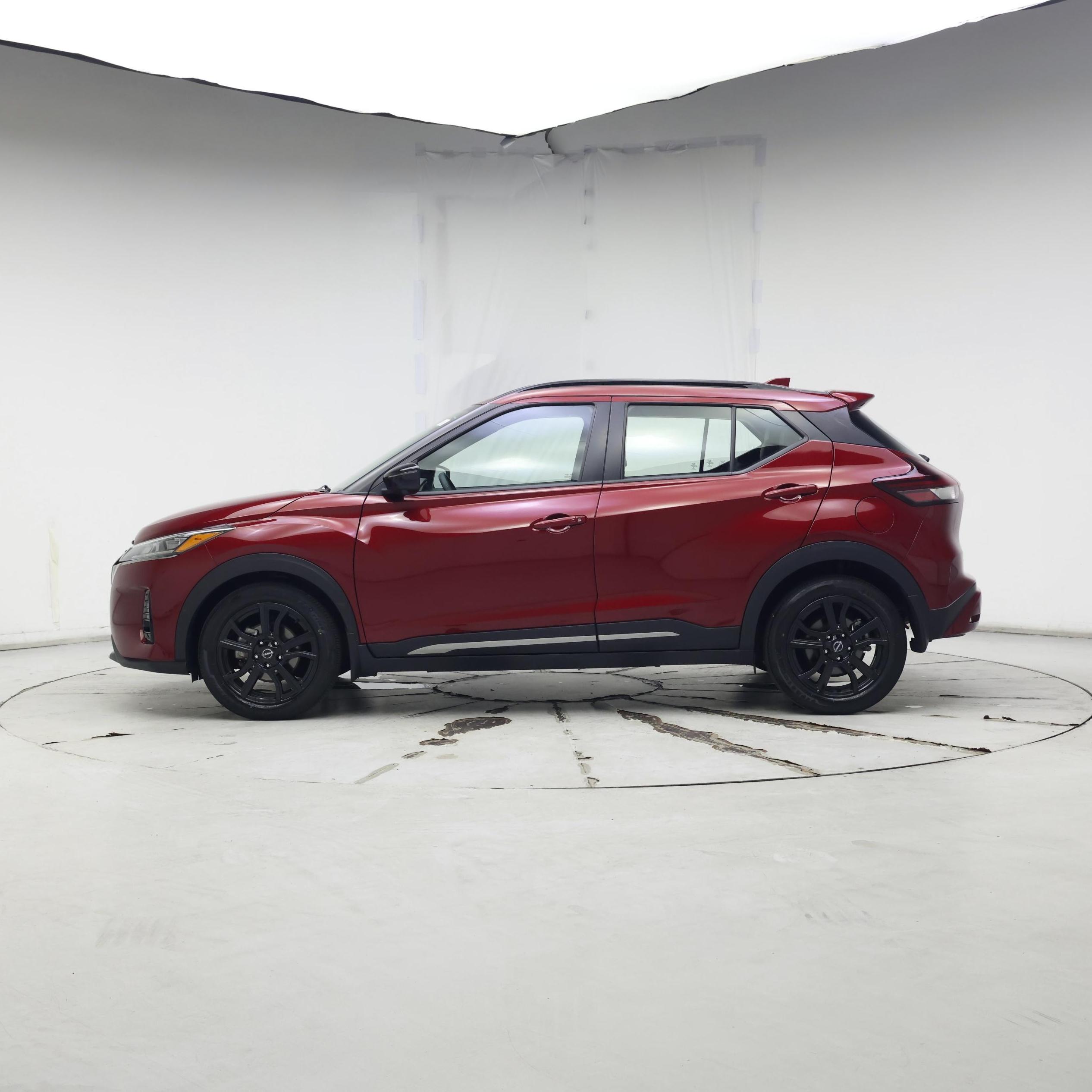 Thumbnail: 2022 Nissan Kicks - 3