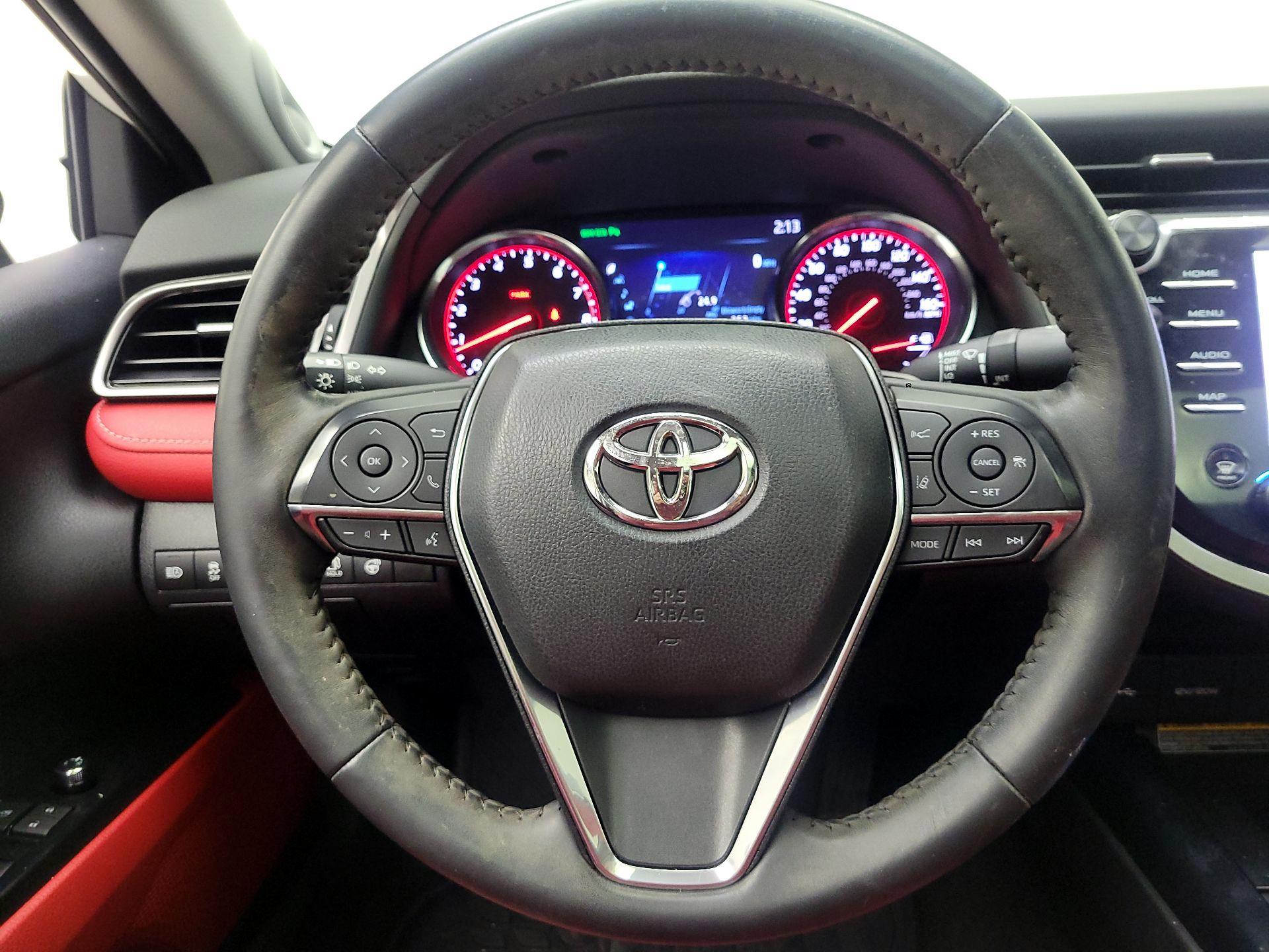 Thumbnail: 2020 Toyota Camry - 10