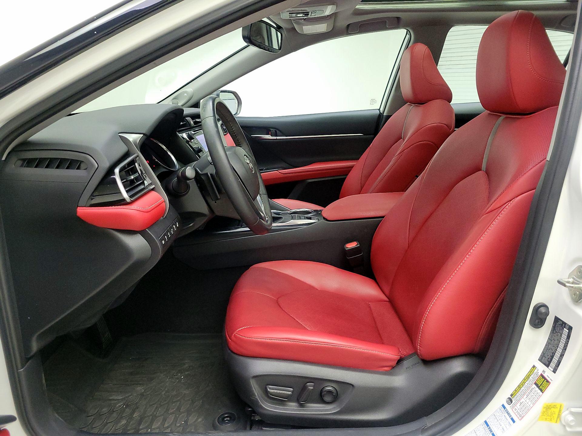 Thumbnail: 2020 Toyota Camry - 11