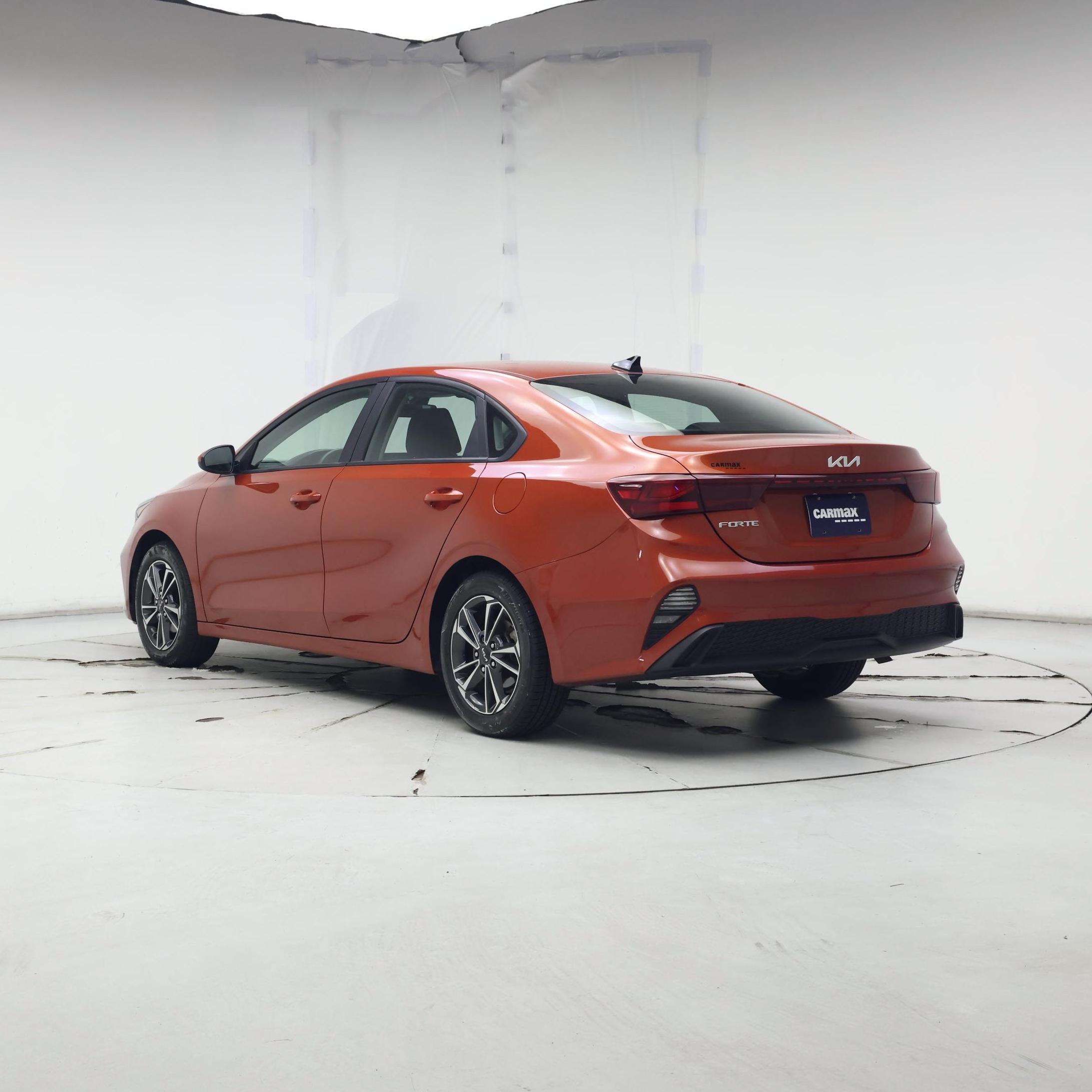 Thumbnail: 2023 Kia Forte - 2