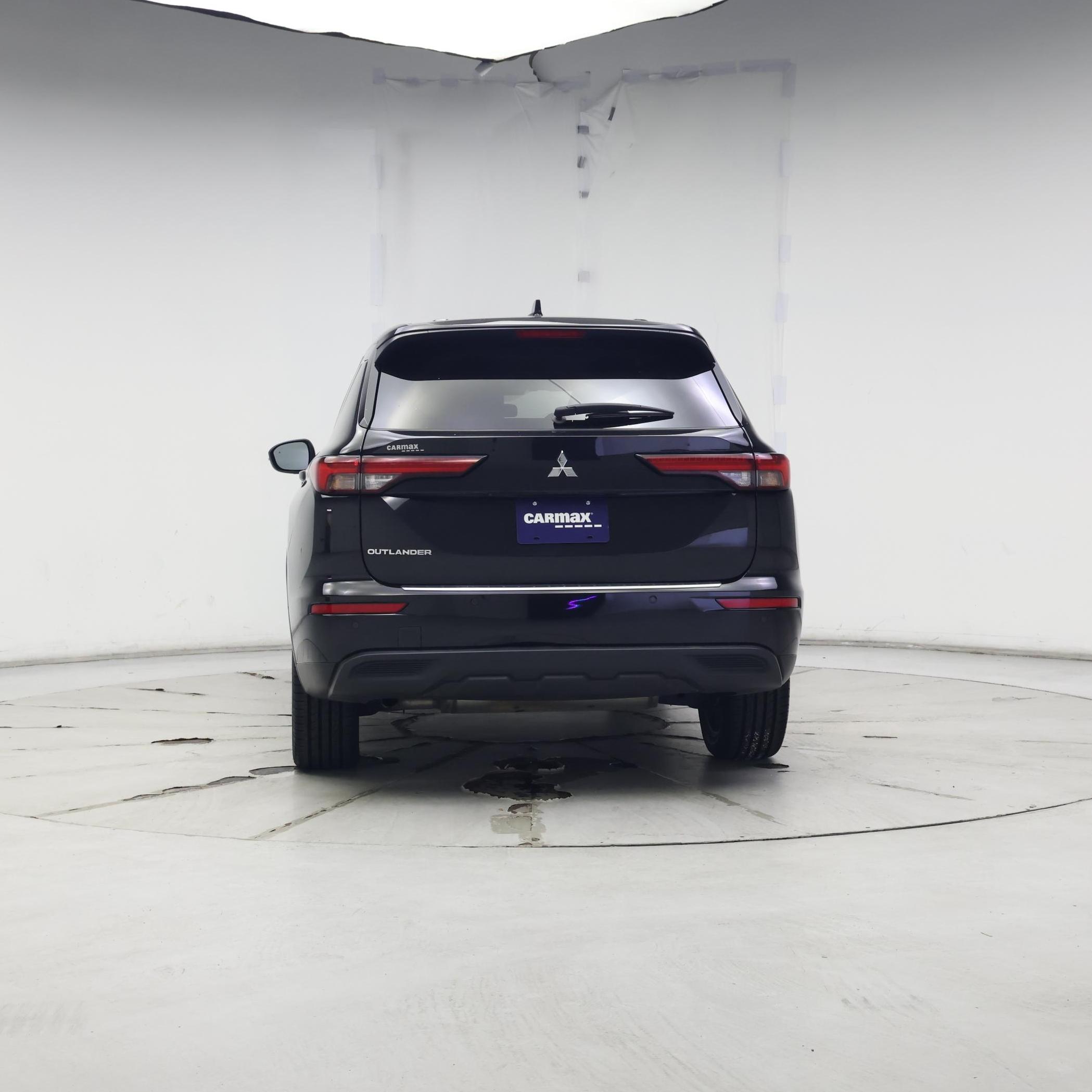 Thumbnail: 2022 Mitsubishi Outlander - 6