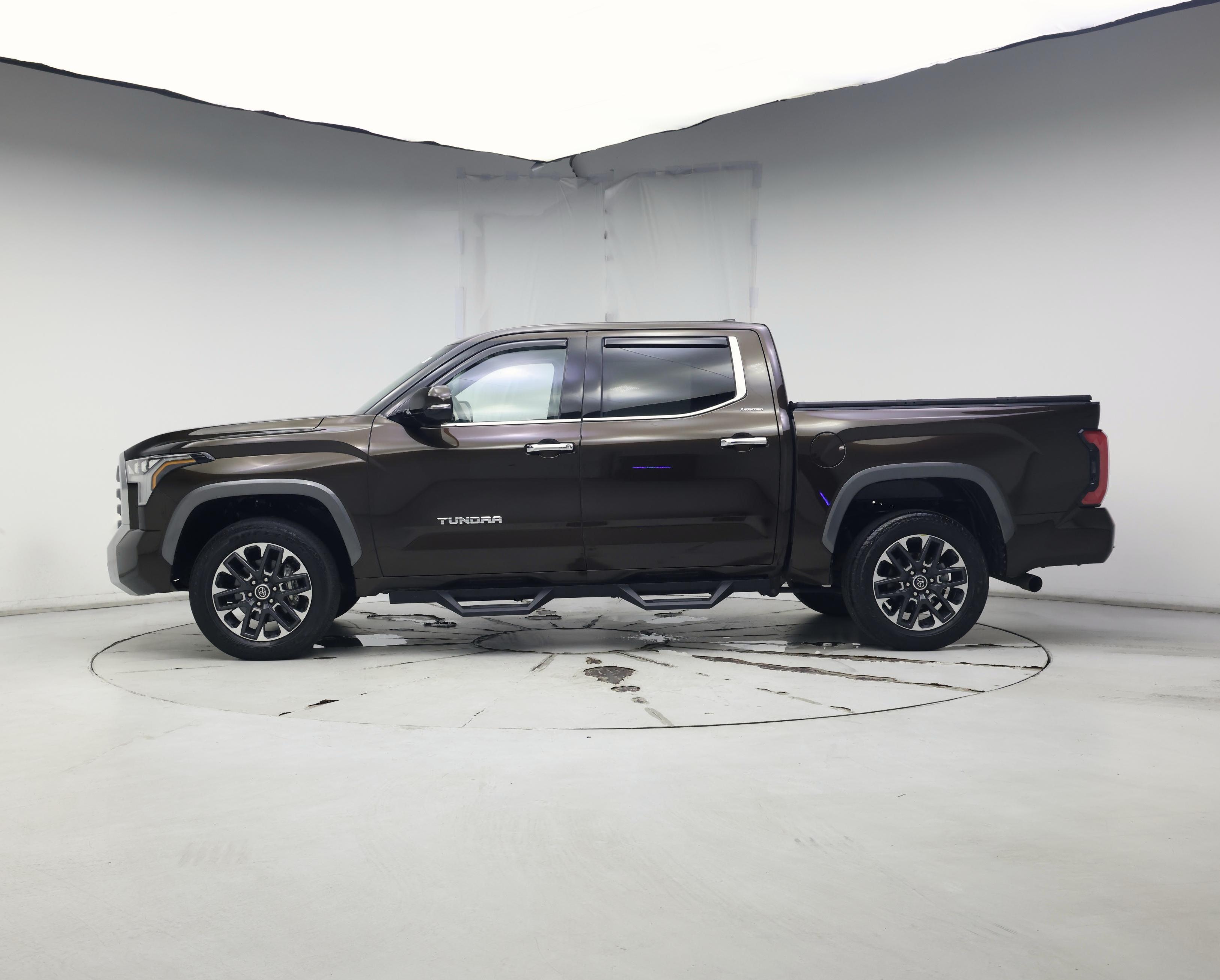 Thumbnail: 2023 Toyota Tundra - 3