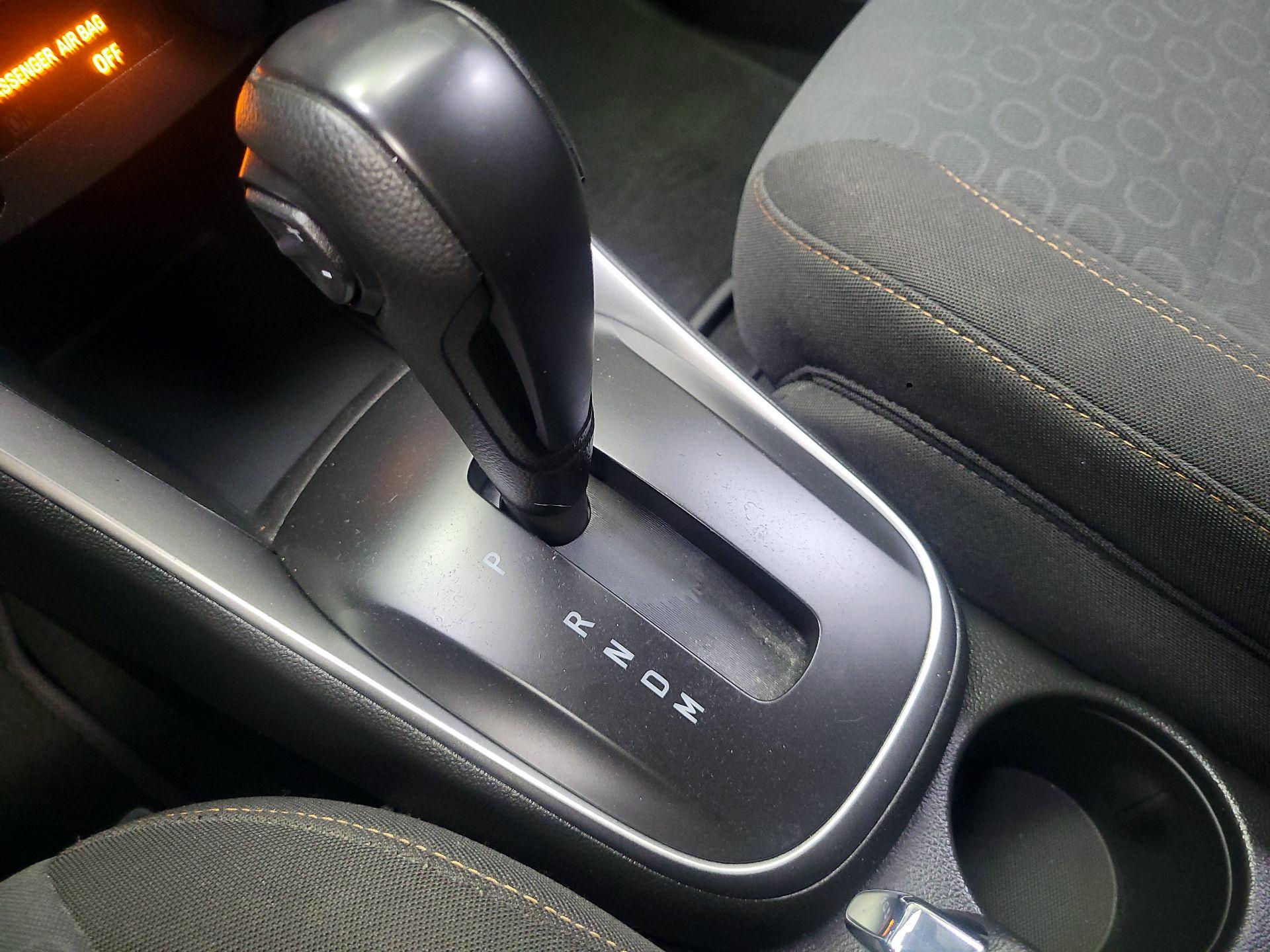 Thumbnail: 2020 Chevrolet Trax - 17