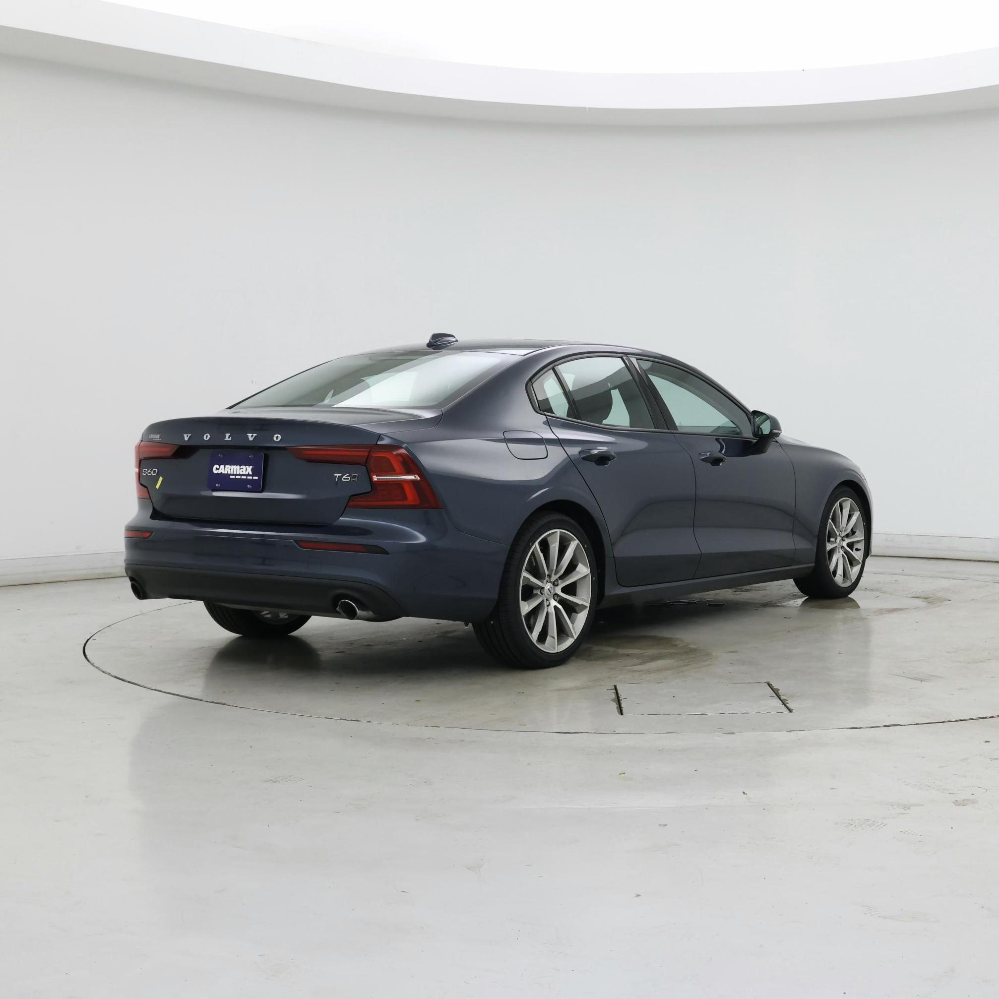 Thumbnail: 2019 Volvo S60 - 8