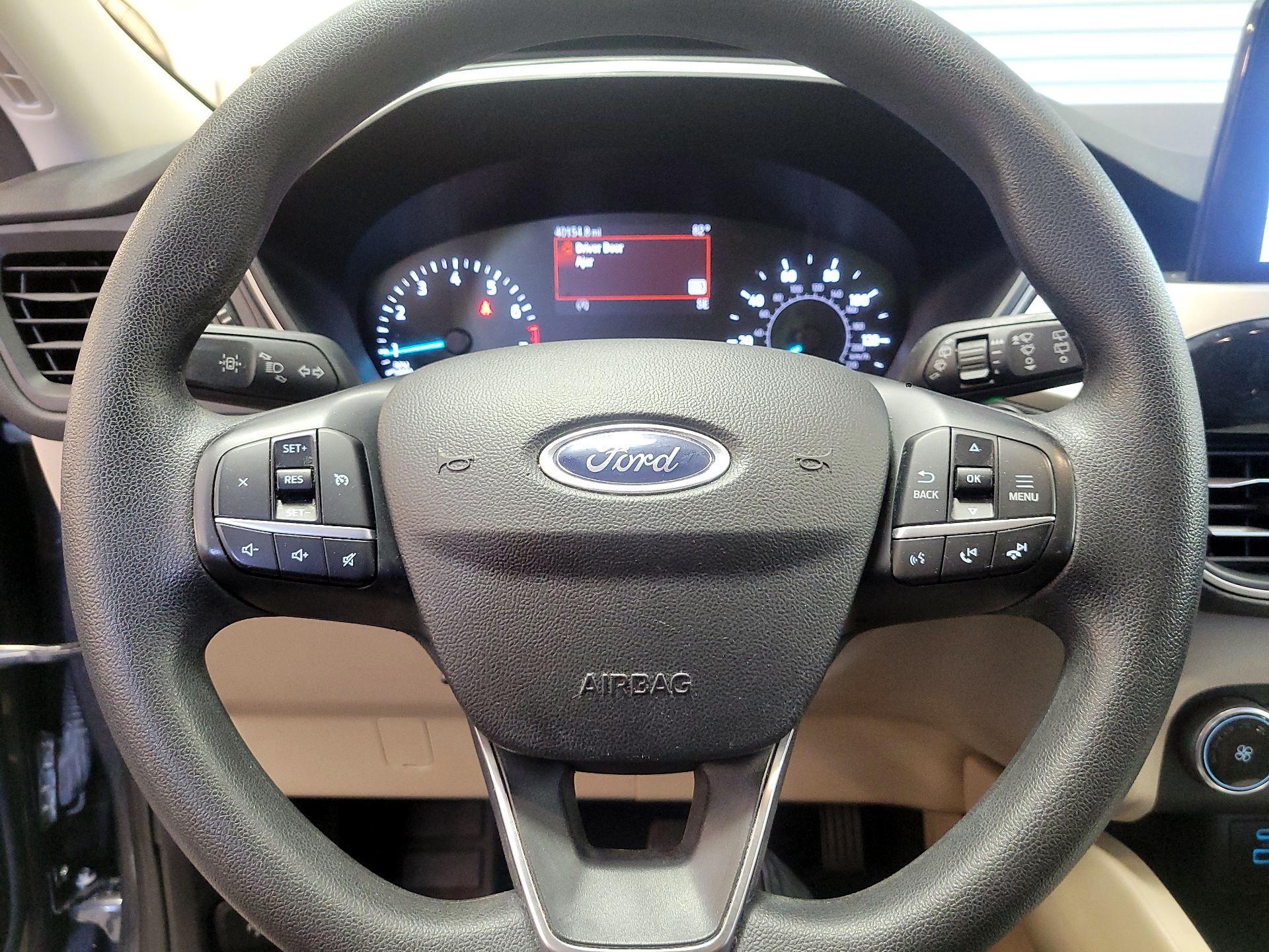 Thumbnail: 2020 Ford Escape - 10