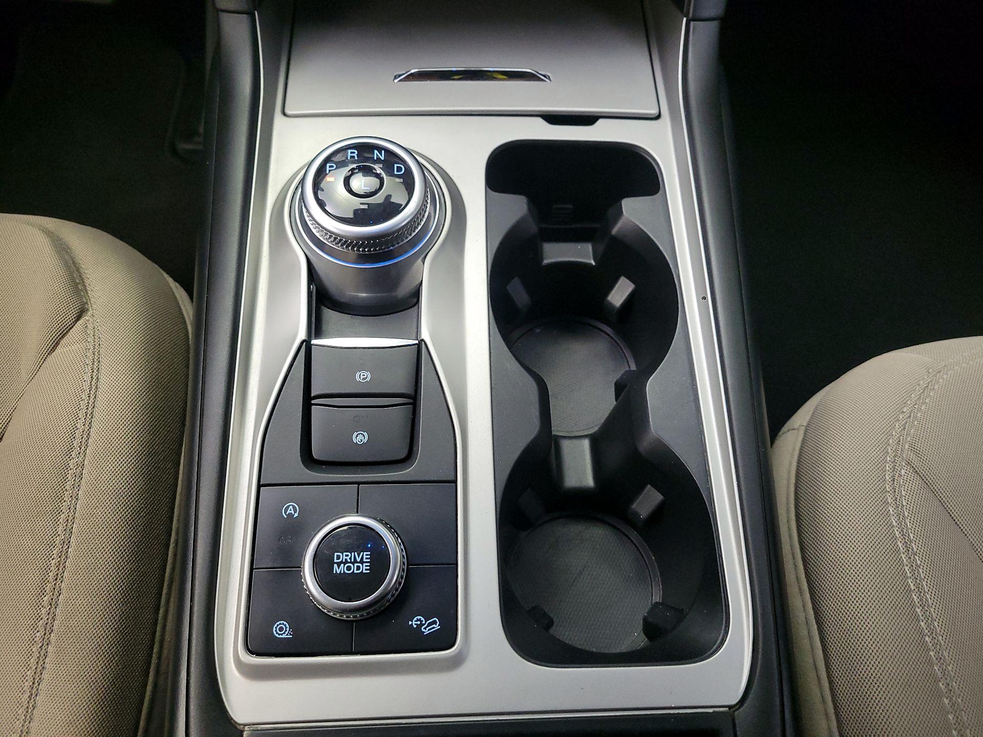 Thumbnail: 2021 Ford Explorer - 17