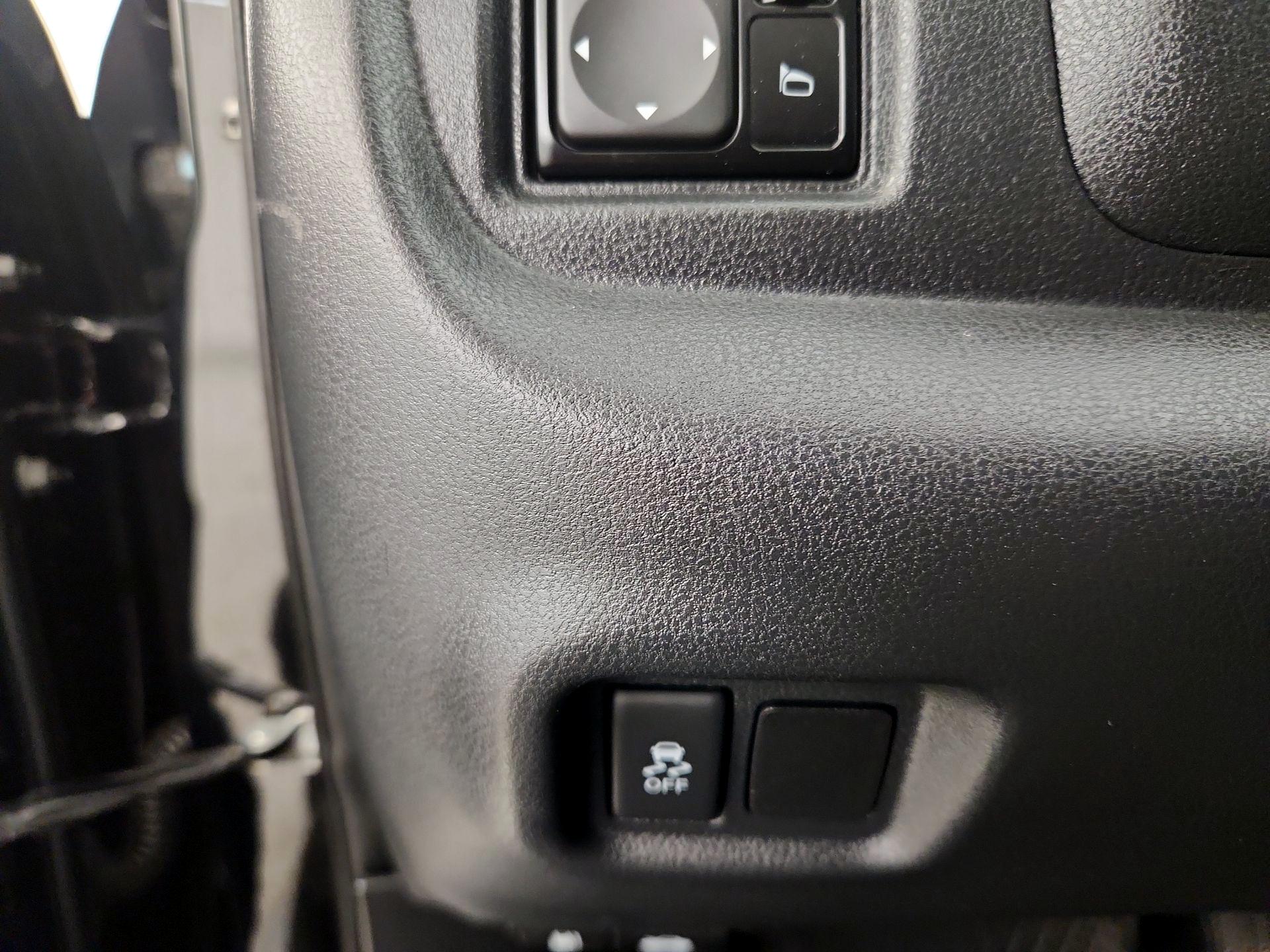 Thumbnail: 2019 Nissan Versa - 13