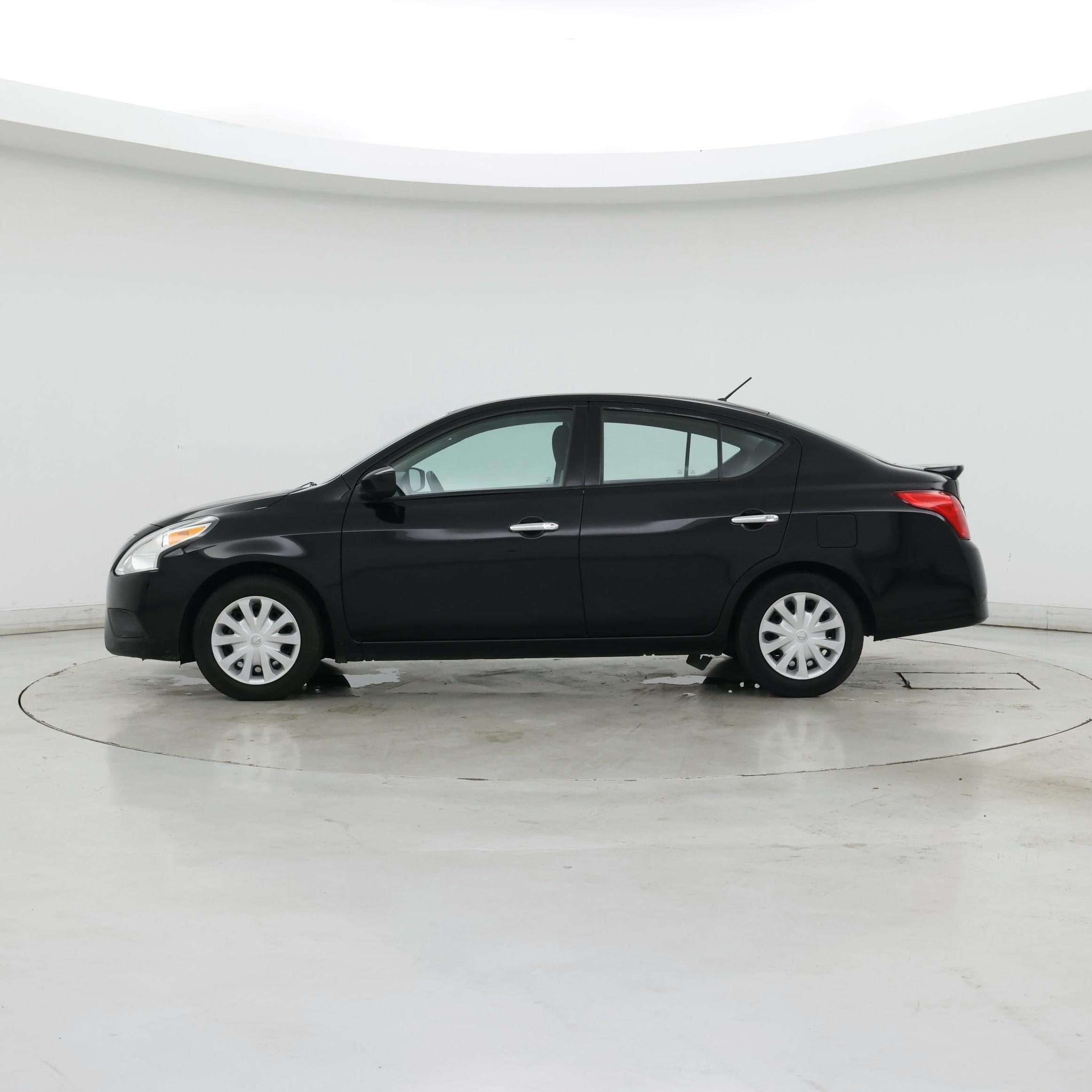 Thumbnail: 2019 Nissan Versa - 3
