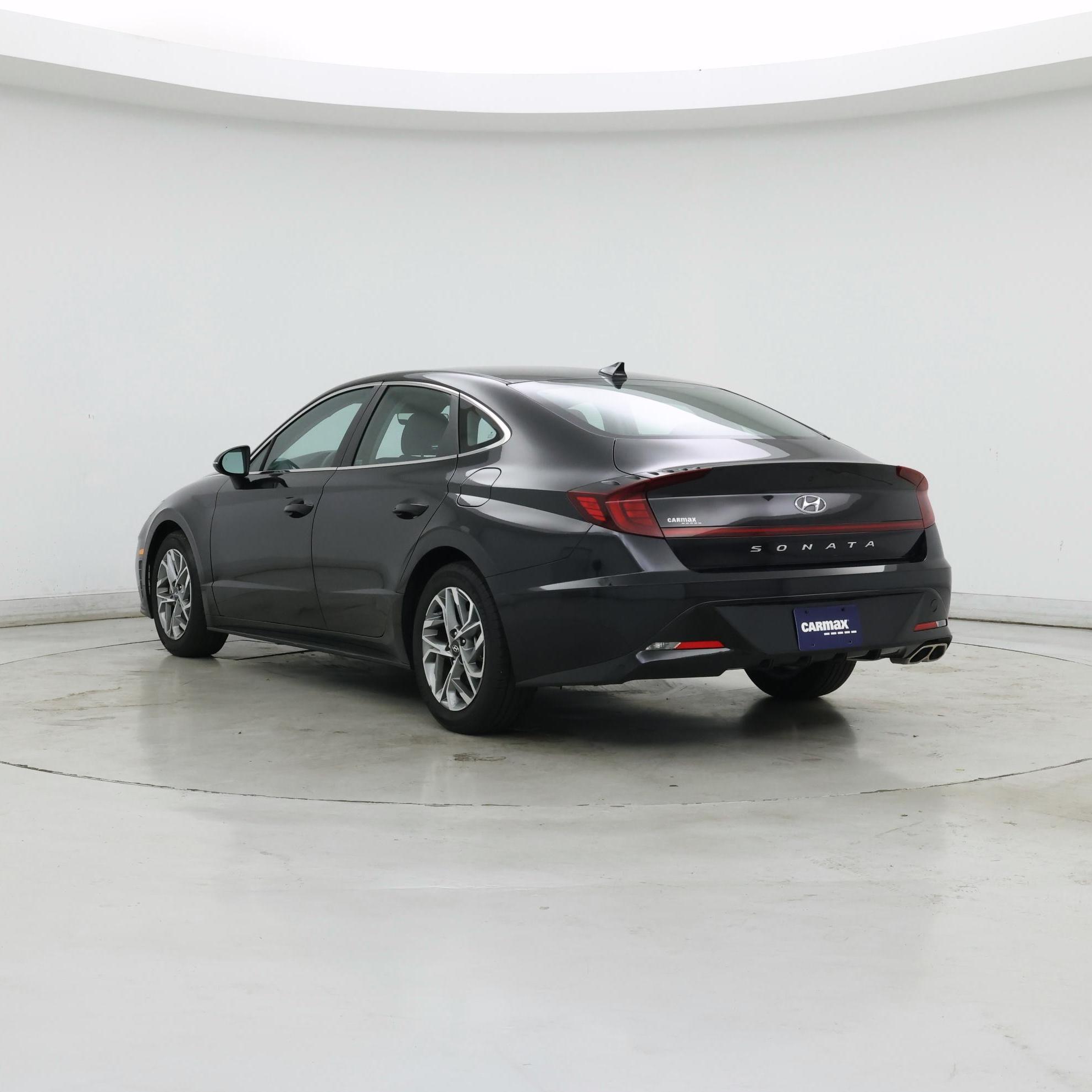 Thumbnail: 2023 Hyundai Sonata - 2