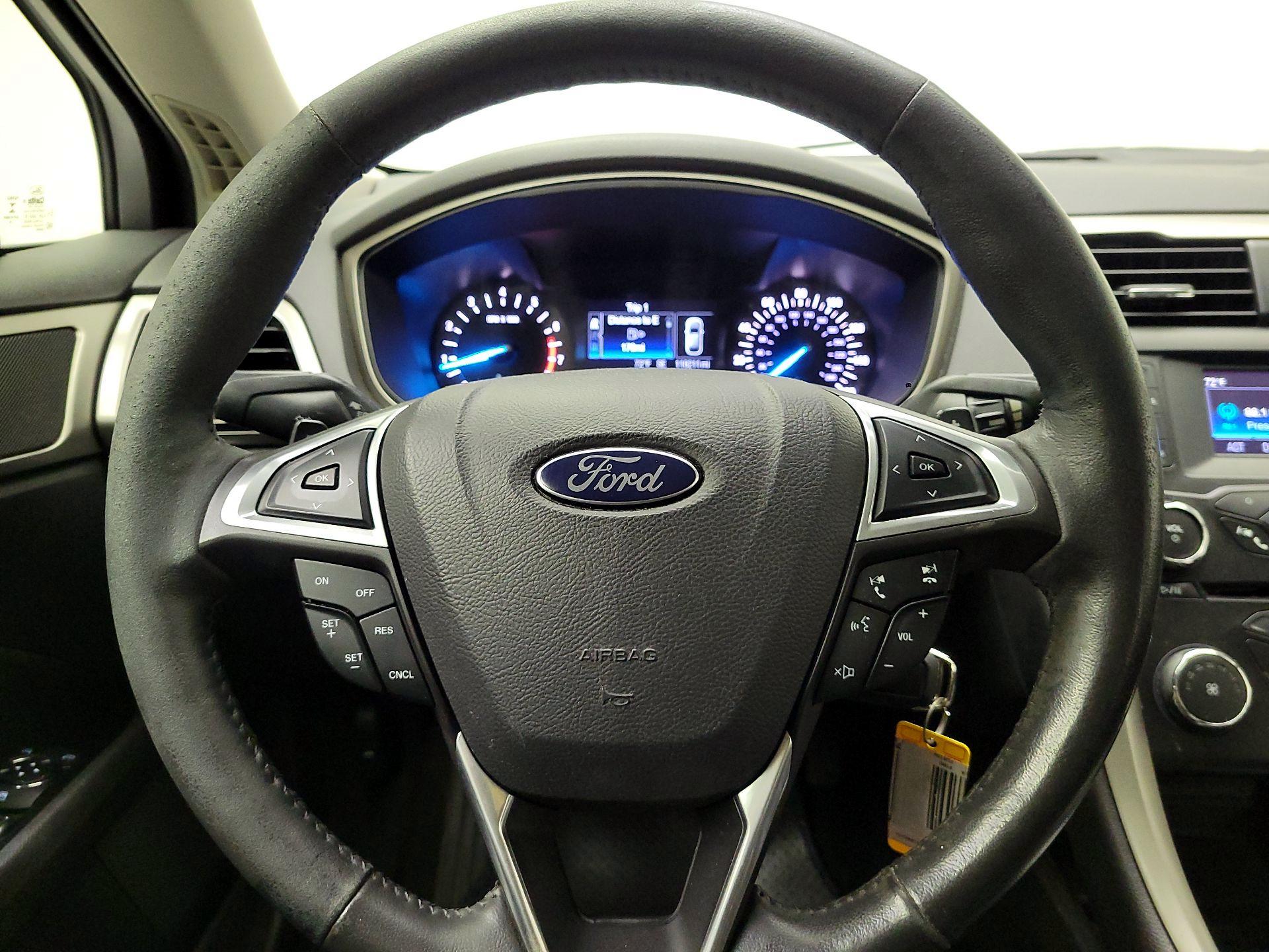 Thumbnail: 2014 Ford Fusion - 10