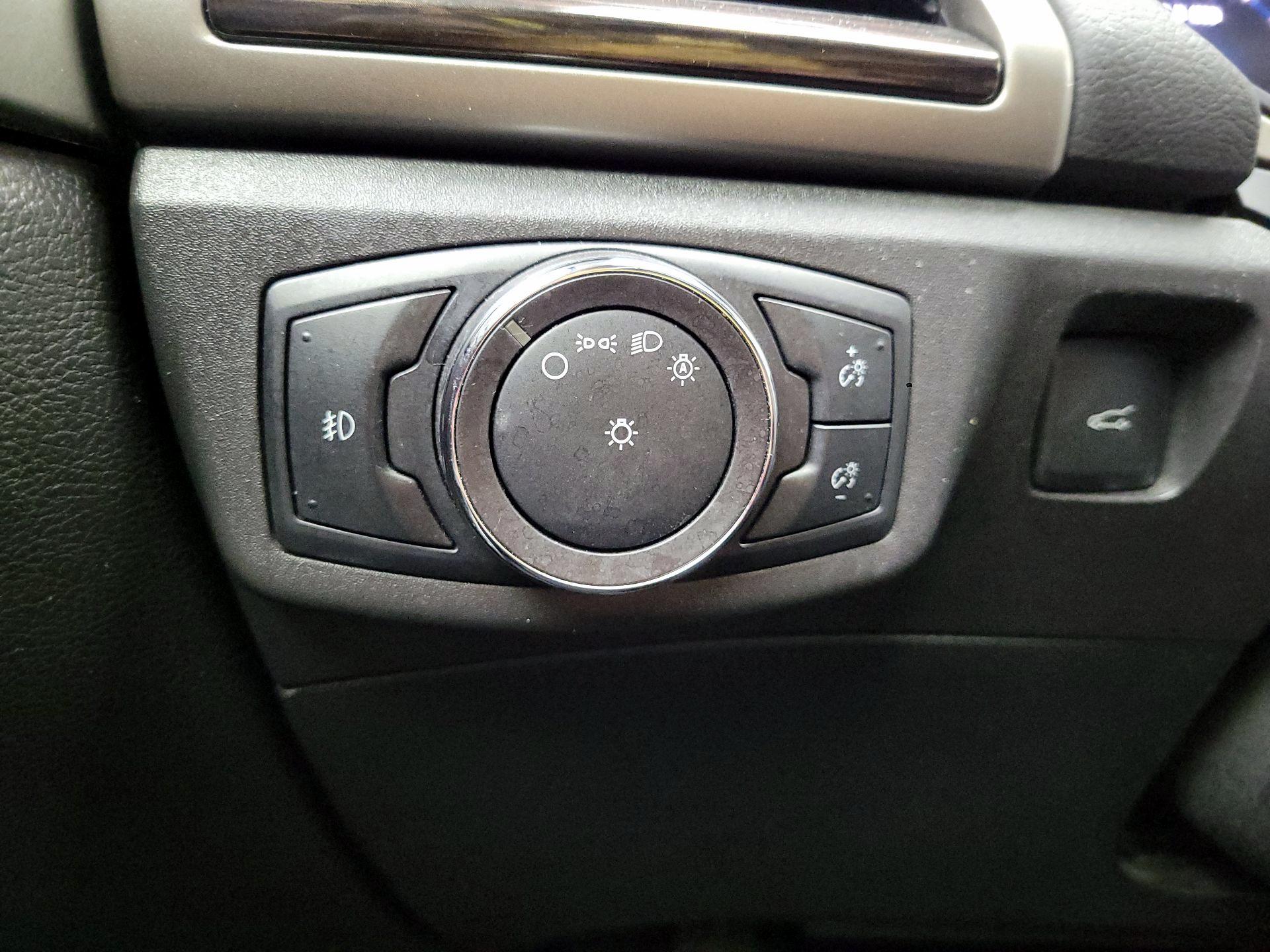 Thumbnail: 2014 Ford Fusion - 13