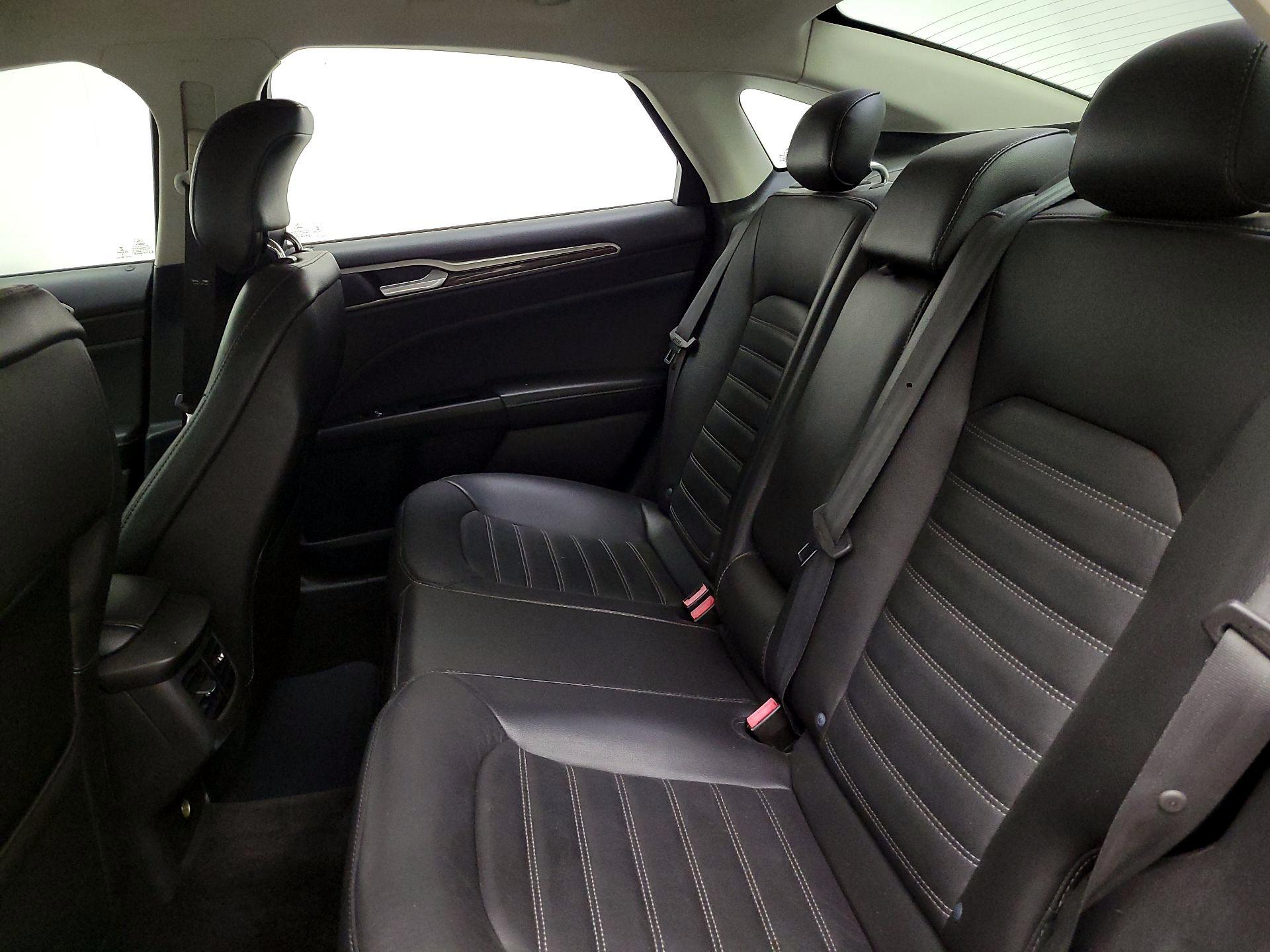 Thumbnail: 2014 Ford Fusion - 18