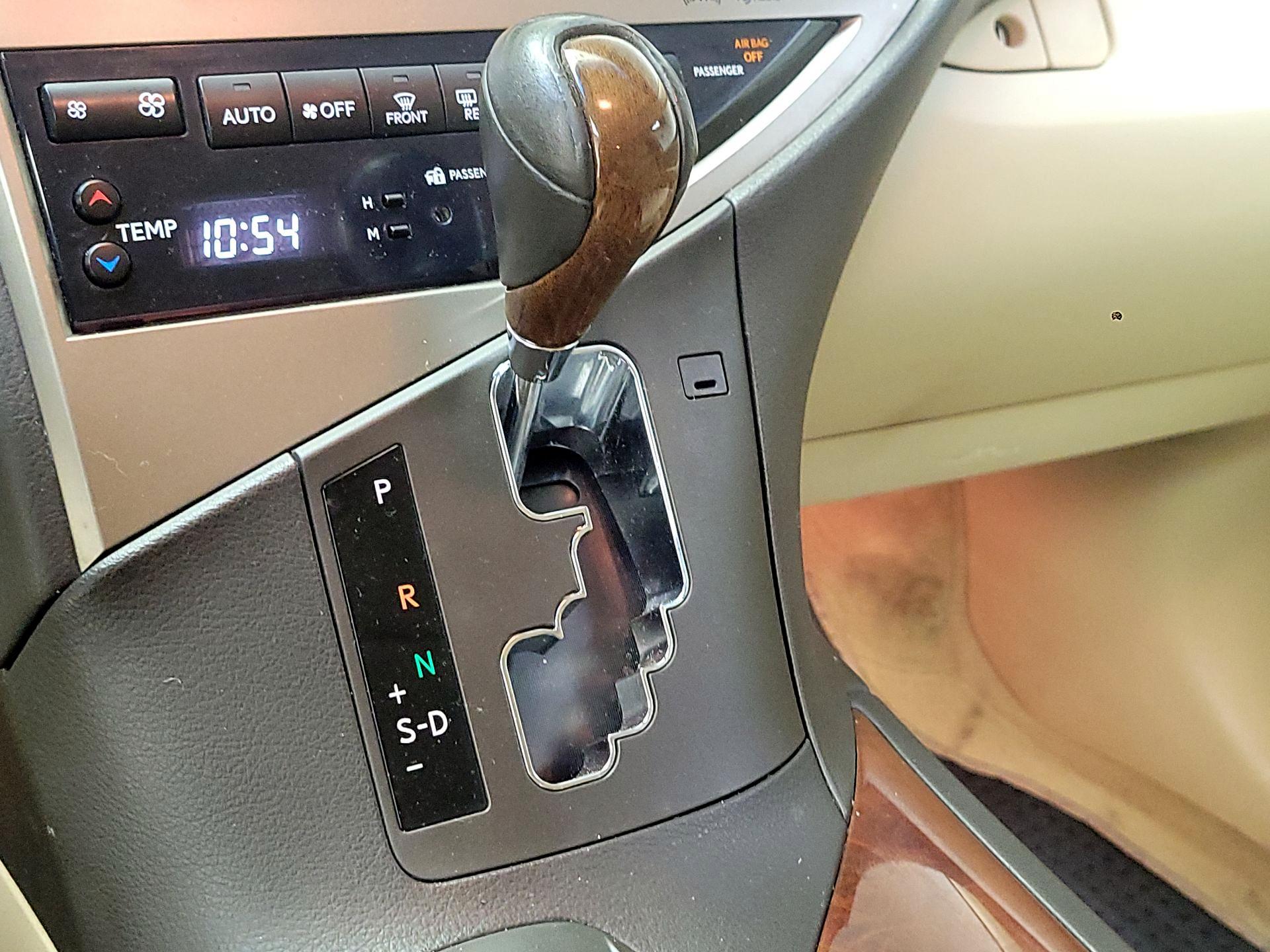 Thumbnail: 2013 Lexus RX - 17