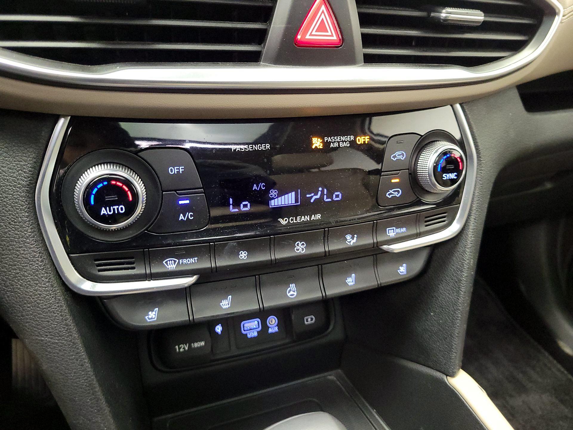 Thumbnail: 2019 Hyundai Santa Fe - 17