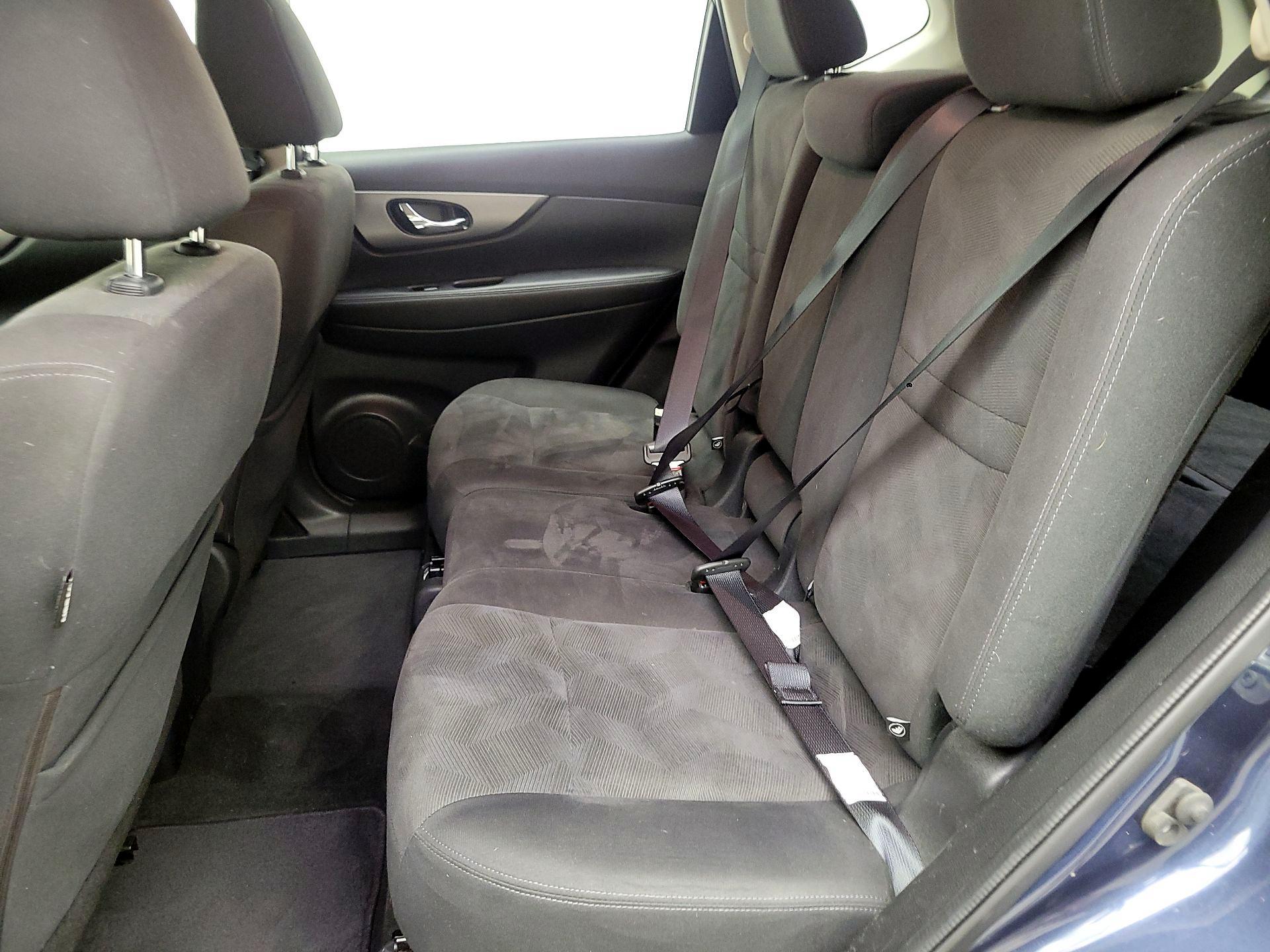 Thumbnail: 2016 Nissan Rogue - 19