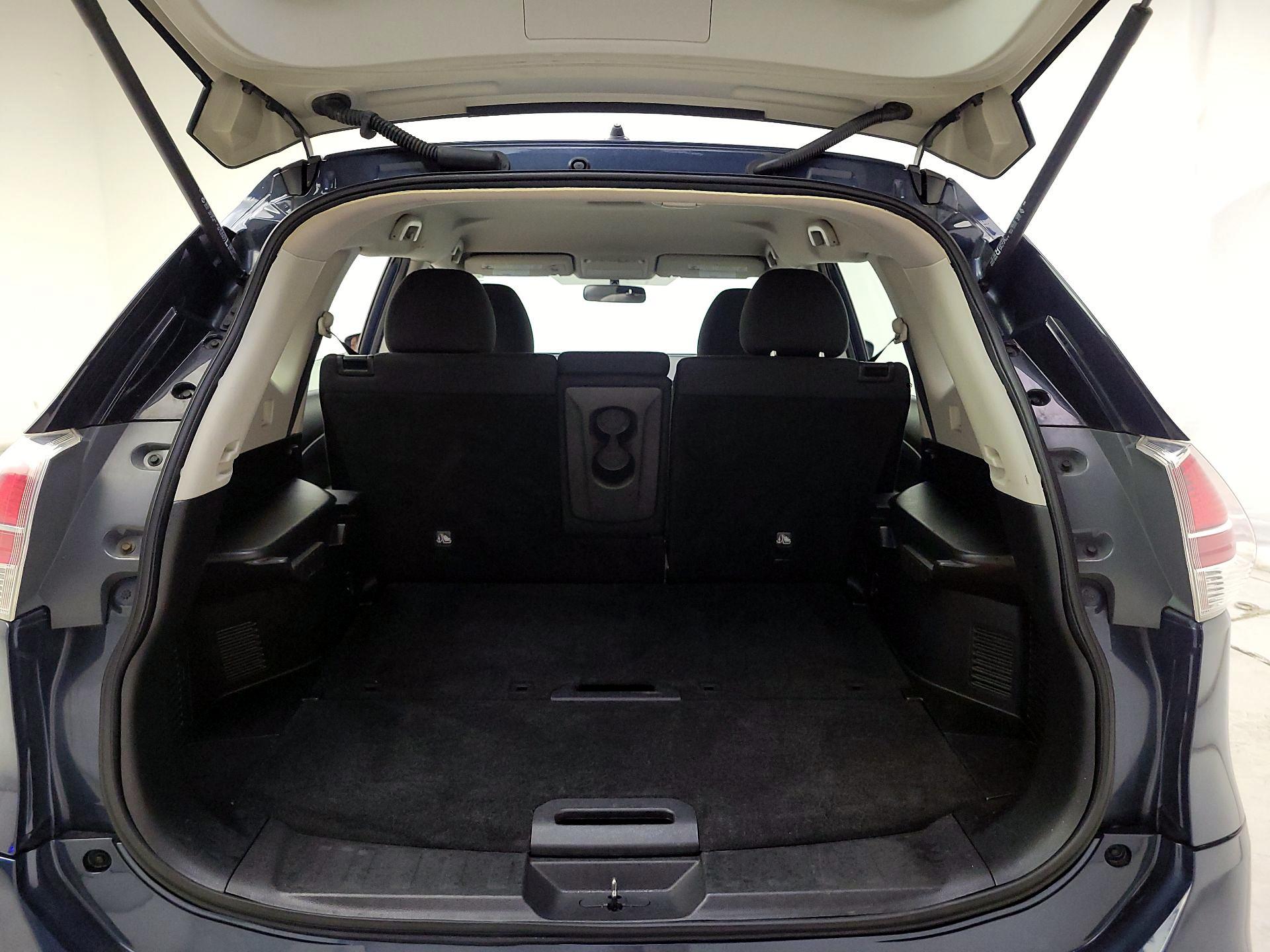 Thumbnail: 2016 Nissan Rogue - 20