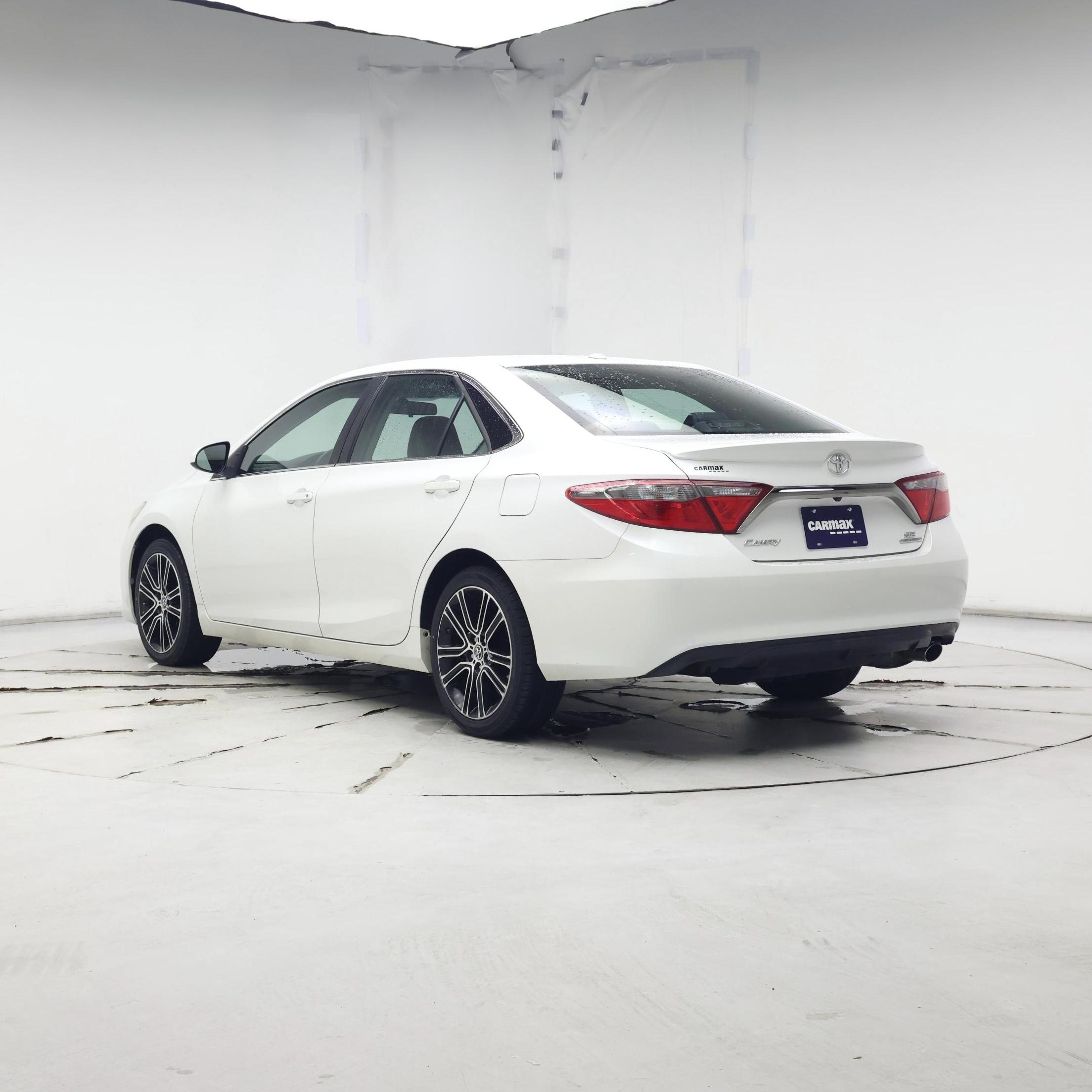 Thumbnail: 2016 Toyota Camry - 2