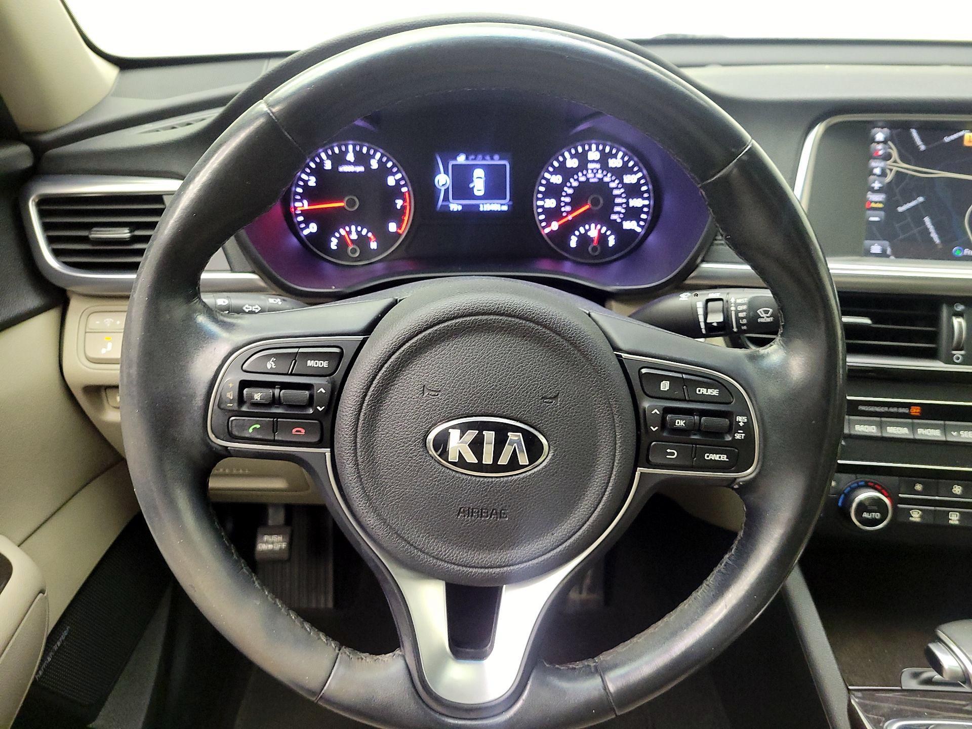 Thumbnail: 2016 Kia Optima - 10