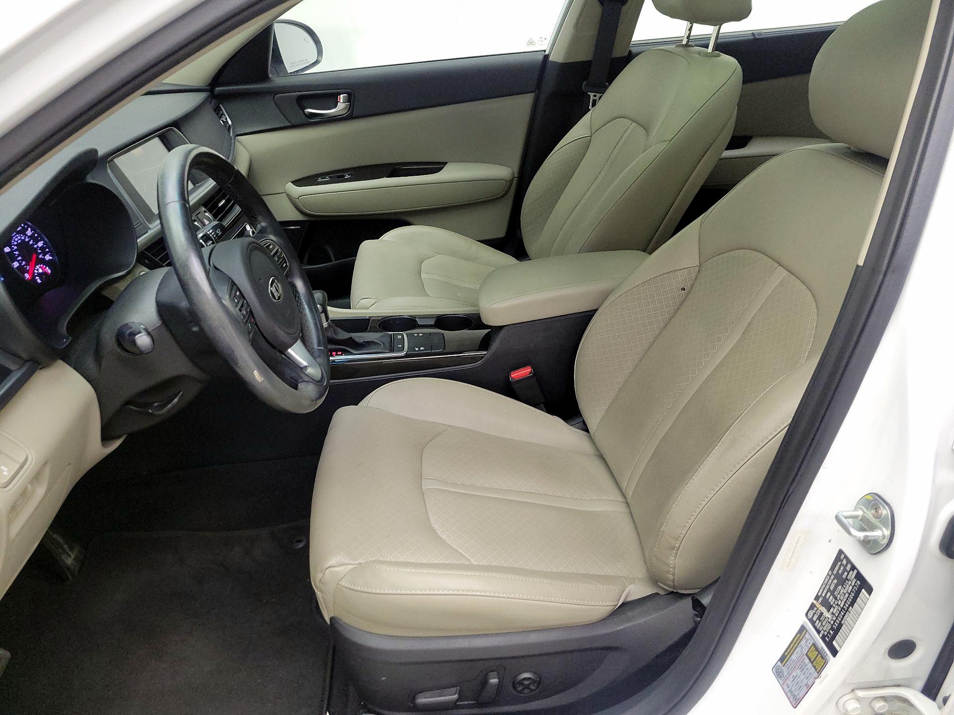 Thumbnail: 2016 Kia Optima - 11