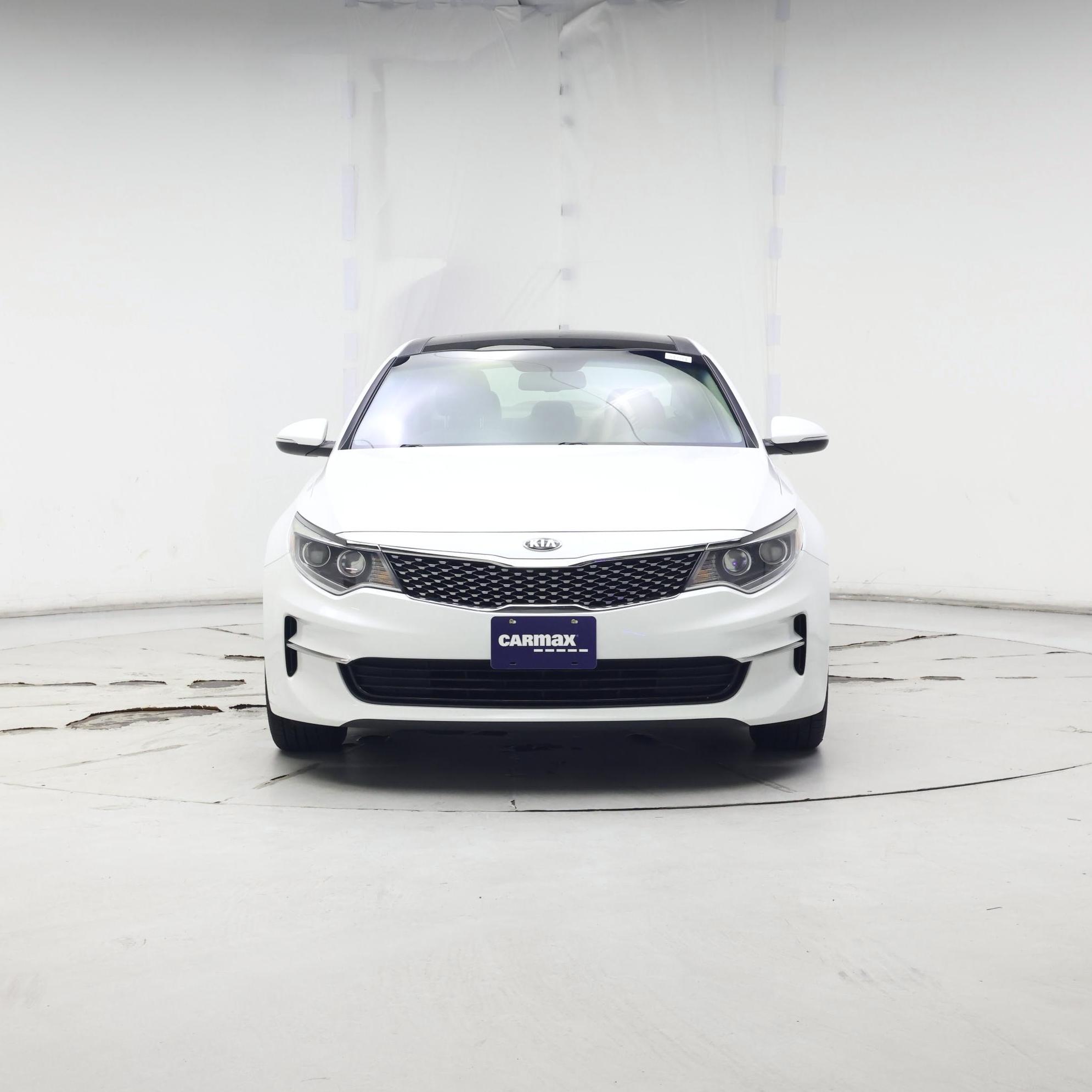 Thumbnail: 2016 Kia Optima - 5