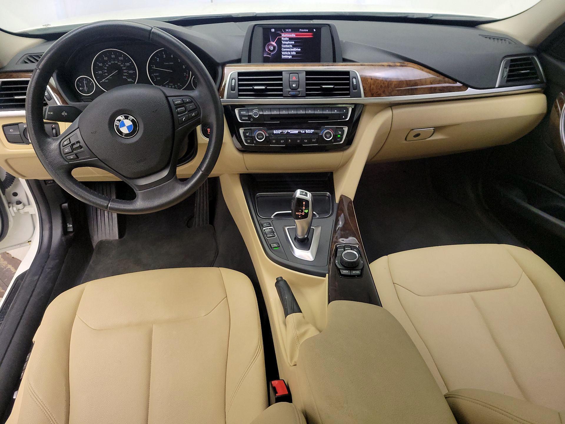 Thumbnail: 2017 BMW 3 Series - 9