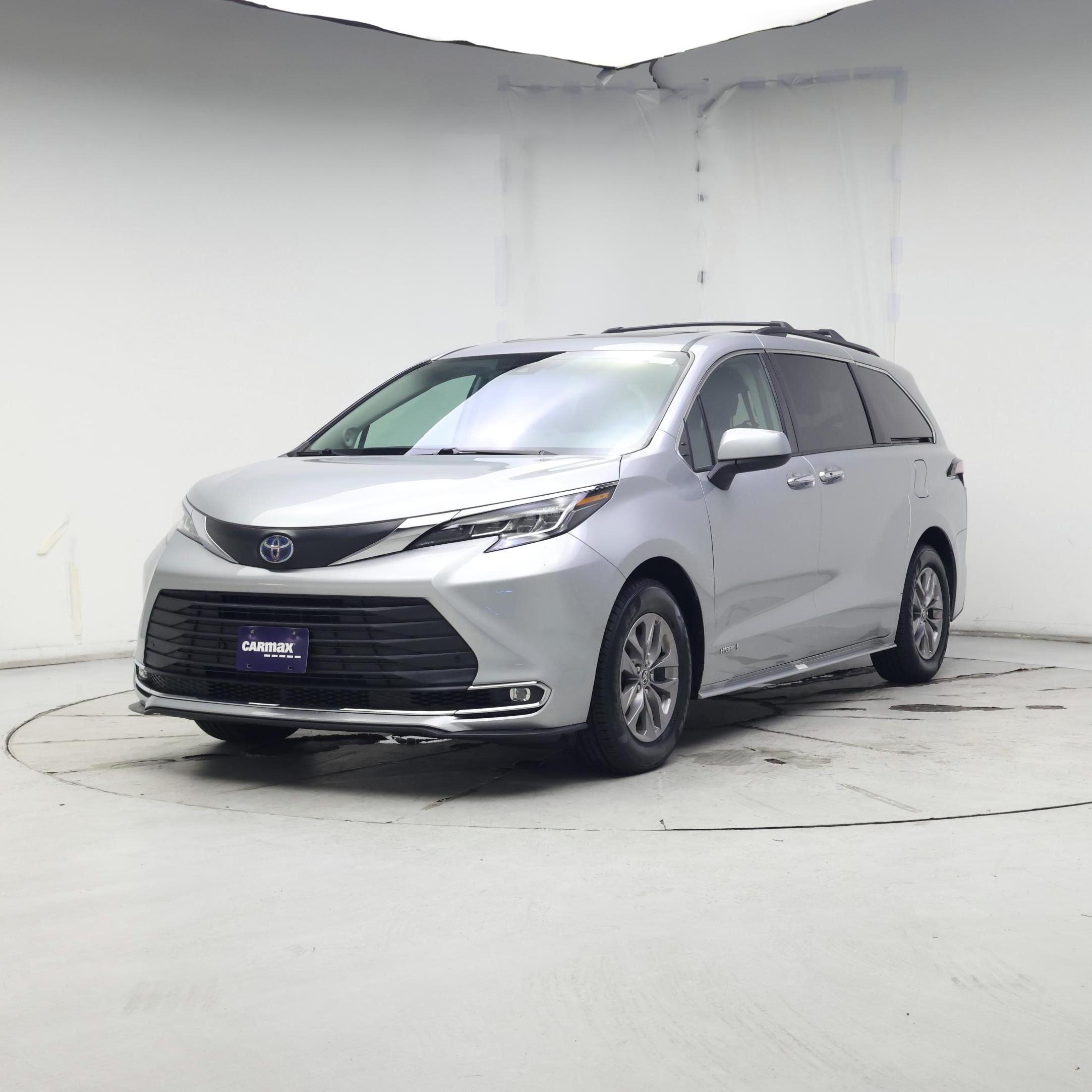 Thumbnail: 2021 Toyota Sienna - 4