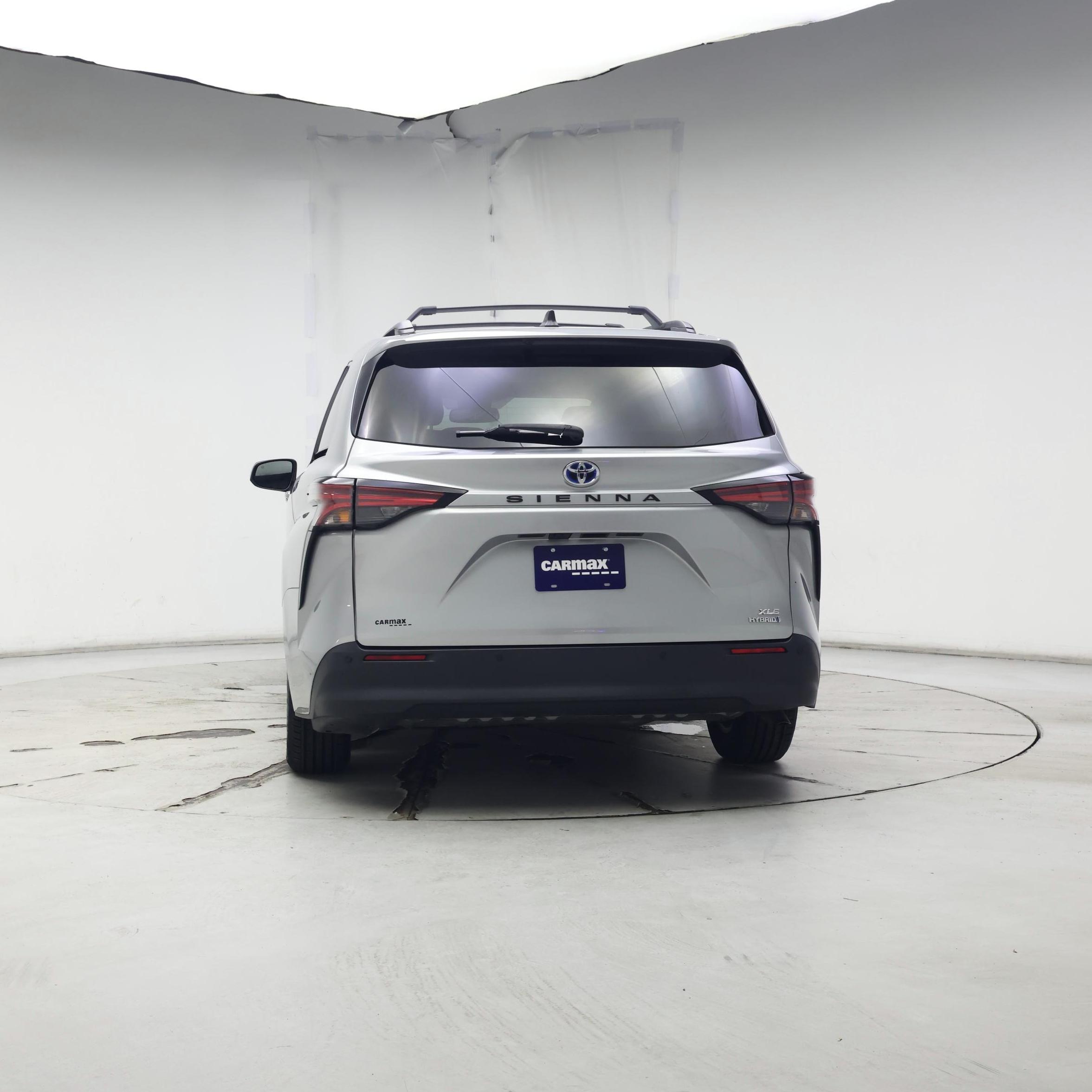 Thumbnail: 2021 Toyota Sienna - 6