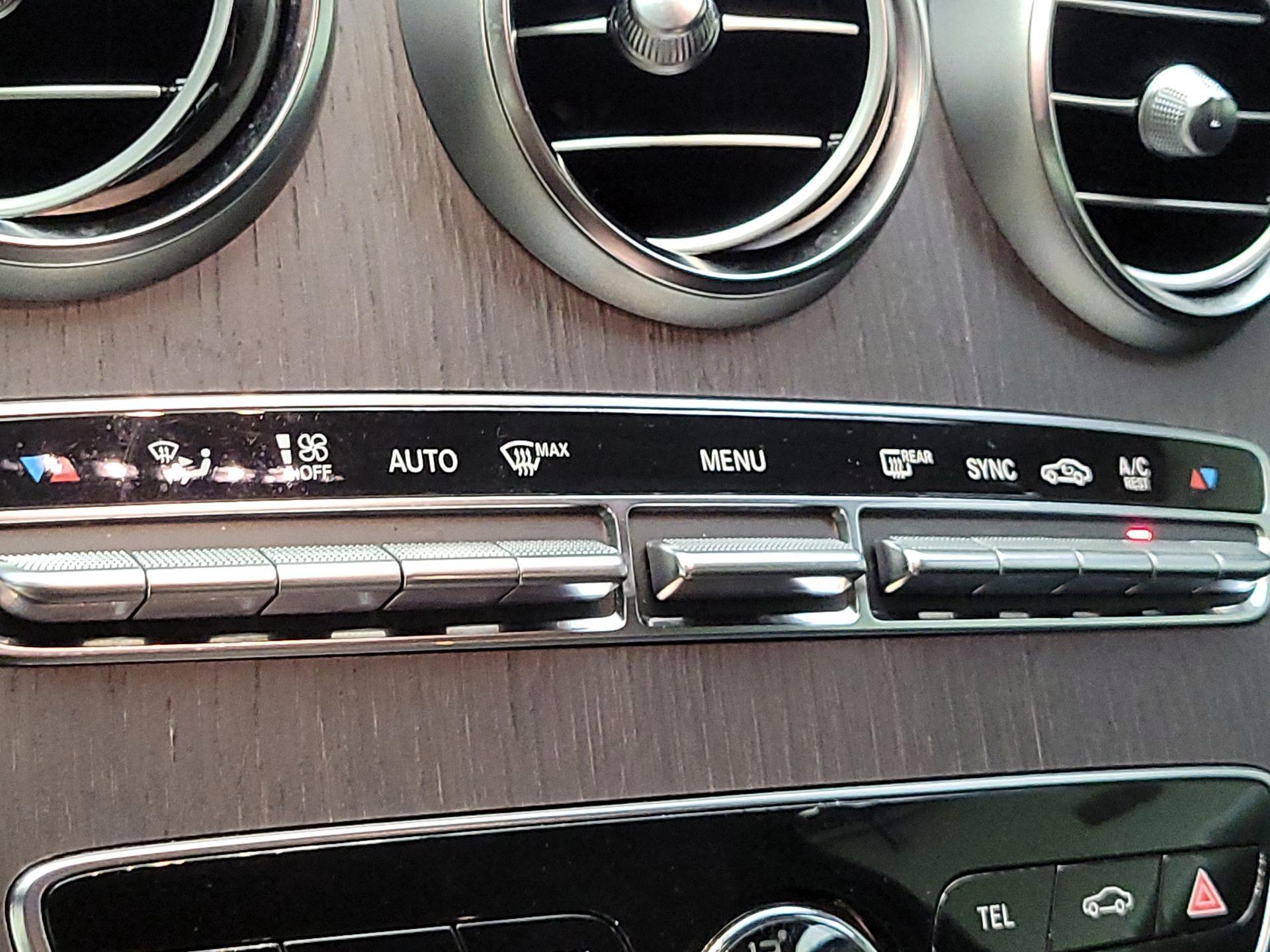 Thumbnail: 2020 Mercedes-Benz C-Class - 17