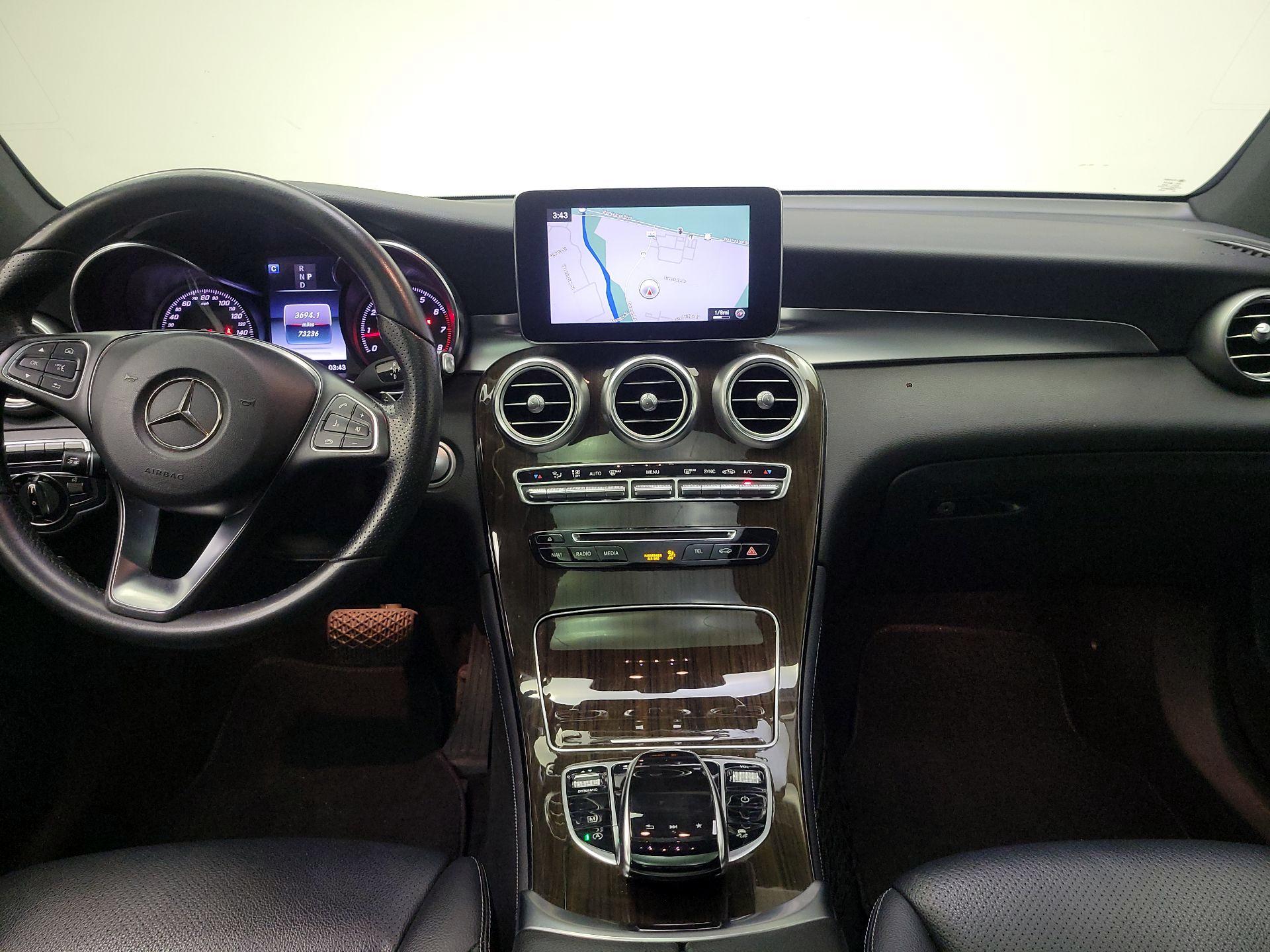 Thumbnail: 2017 Mercedes-Benz GLC - 9
